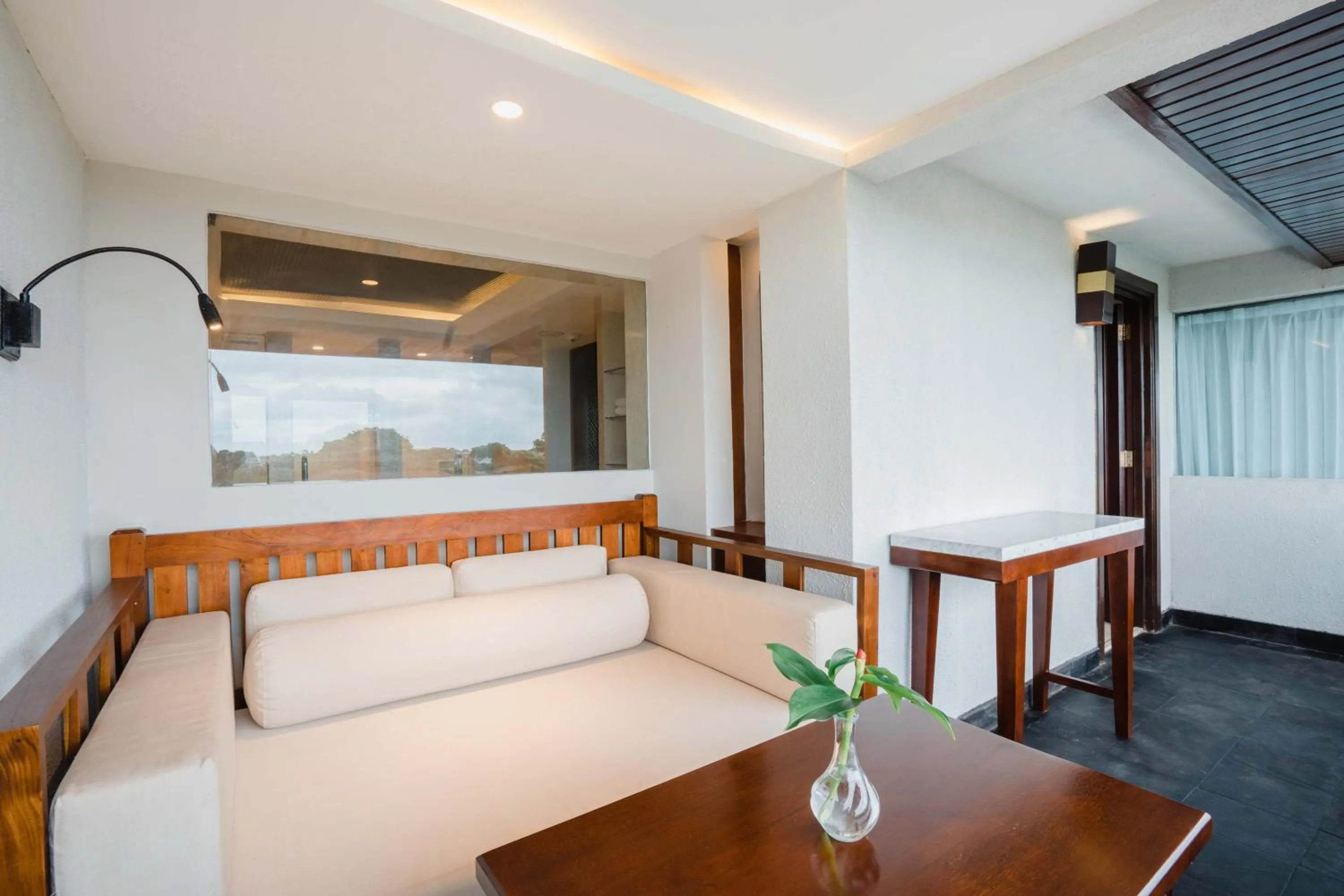 Balcony/Terrace, Bed in Ramayana Suites and Resort