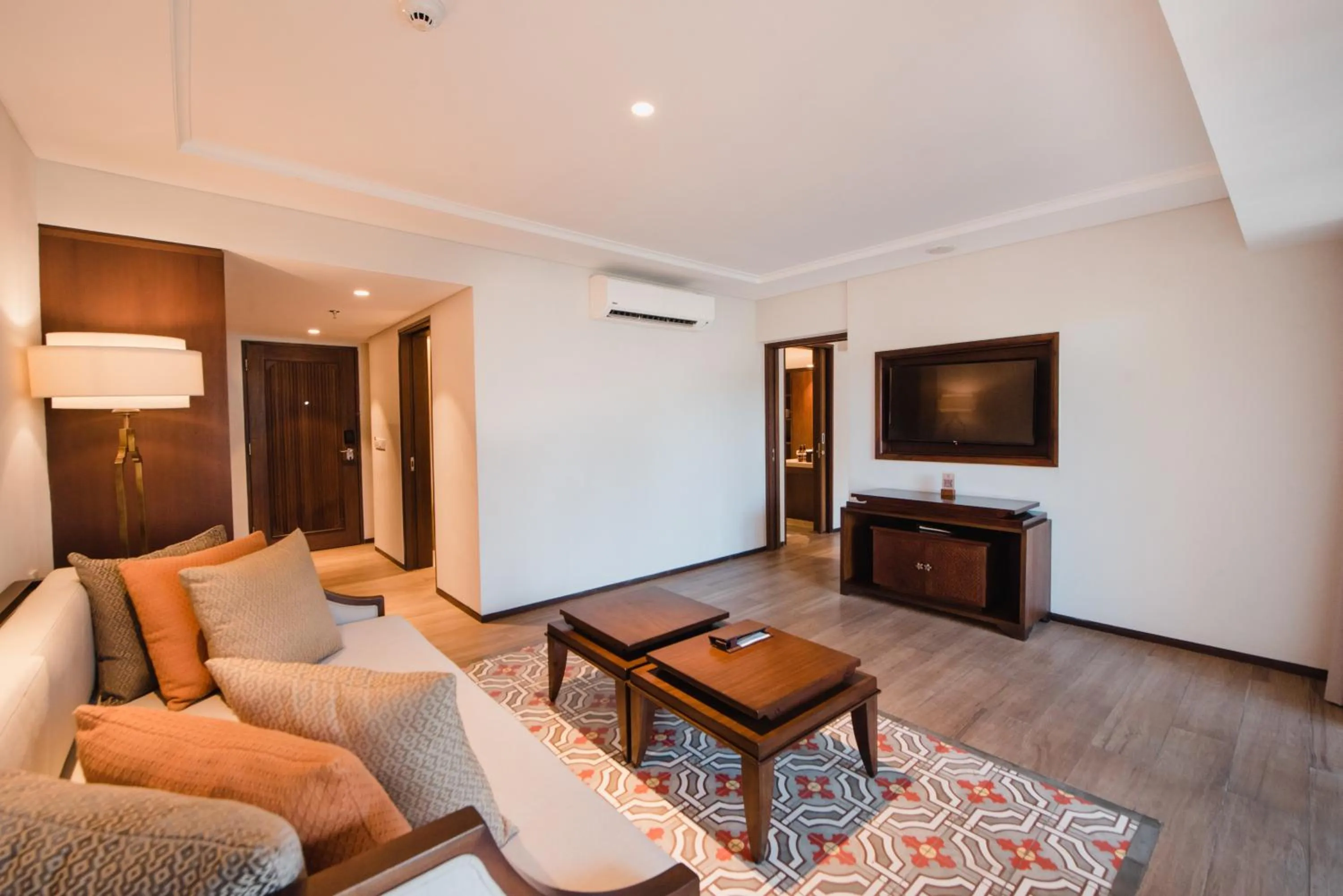 Living room in Ramayana Suites and Resort