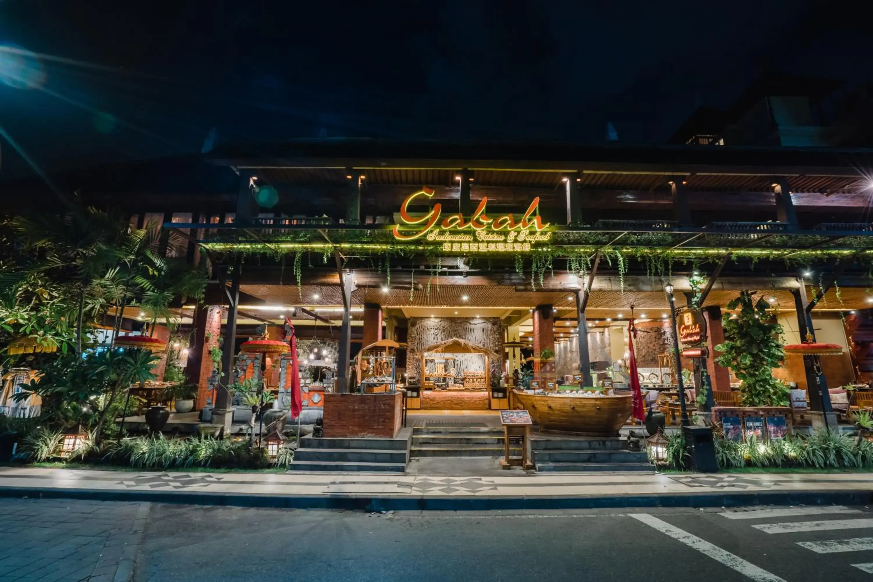 Restaurant/places to eat in Ramayana Suites and Resort Restaurant/places to eat in Ramayana Suites and Resort