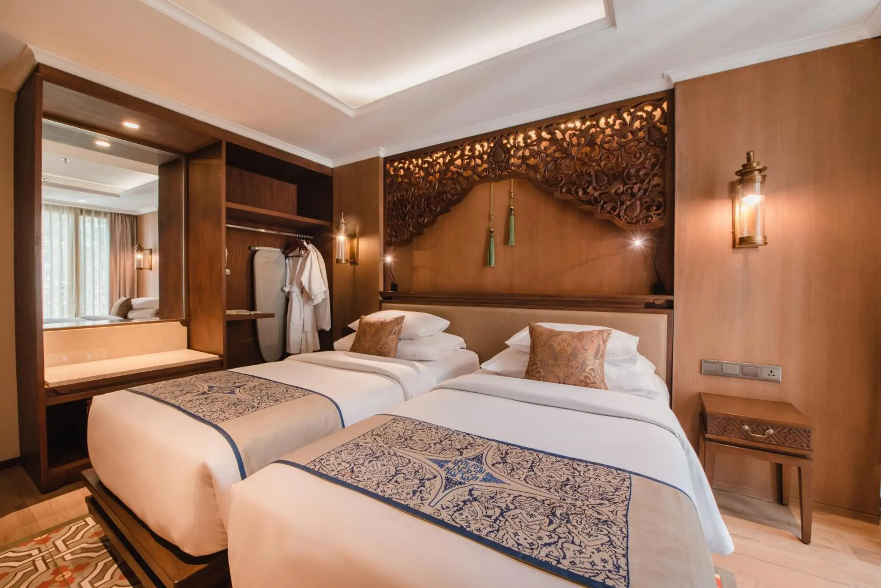 Bedroom, Bed in Ramayana Suites and Resort