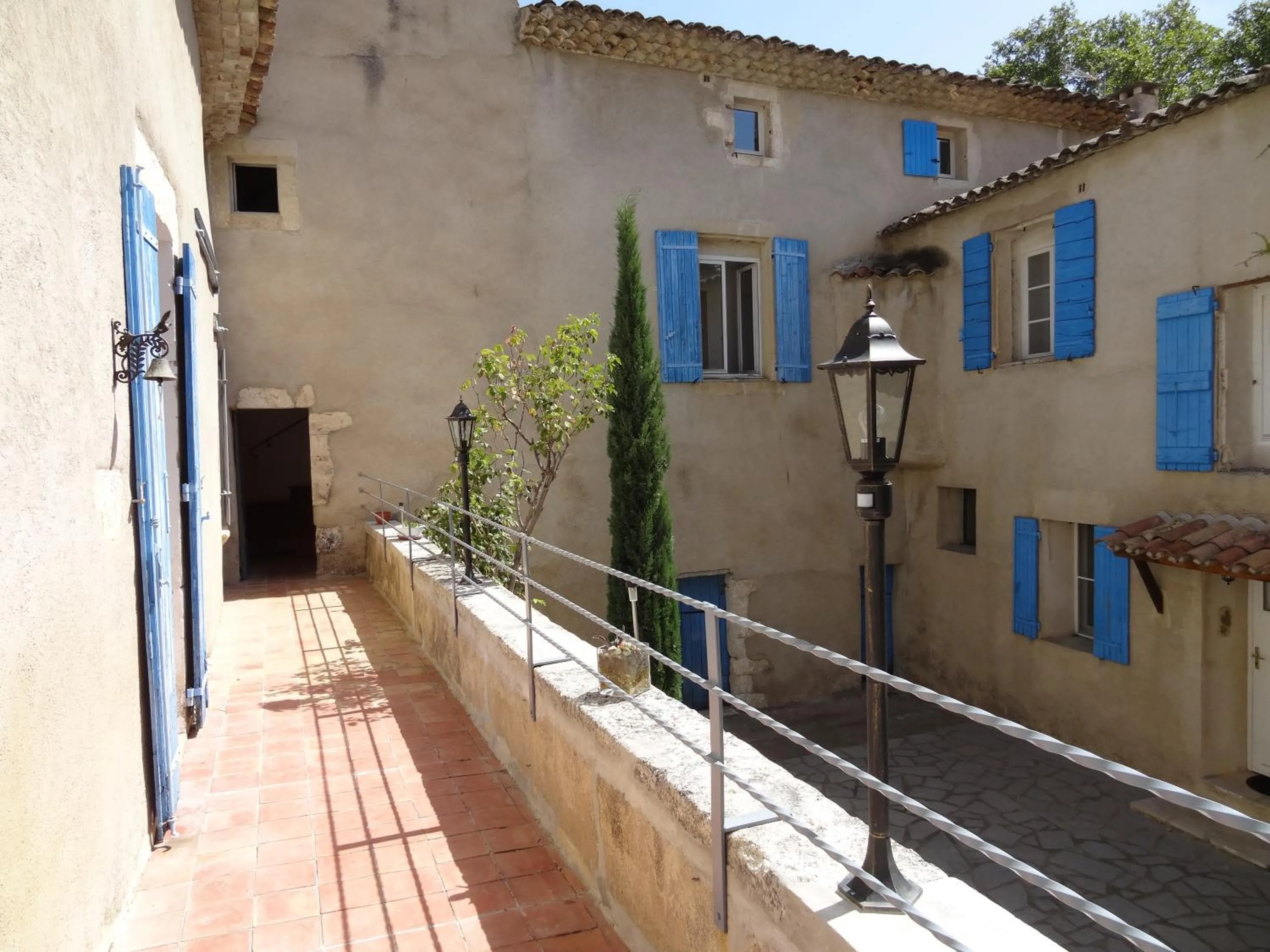 Property building in Le Moulin Des Ocres