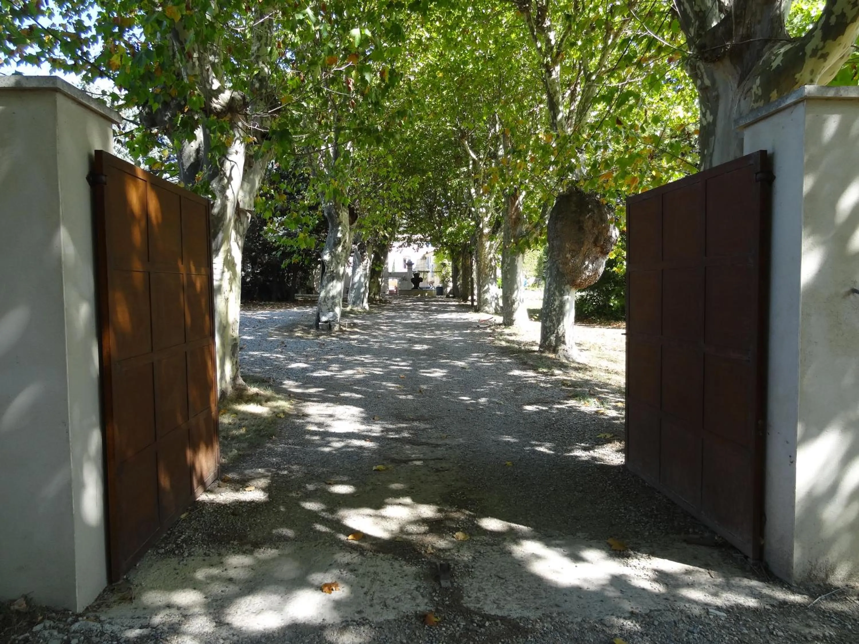 Facade/entrance in Le Moulin Des Ocres