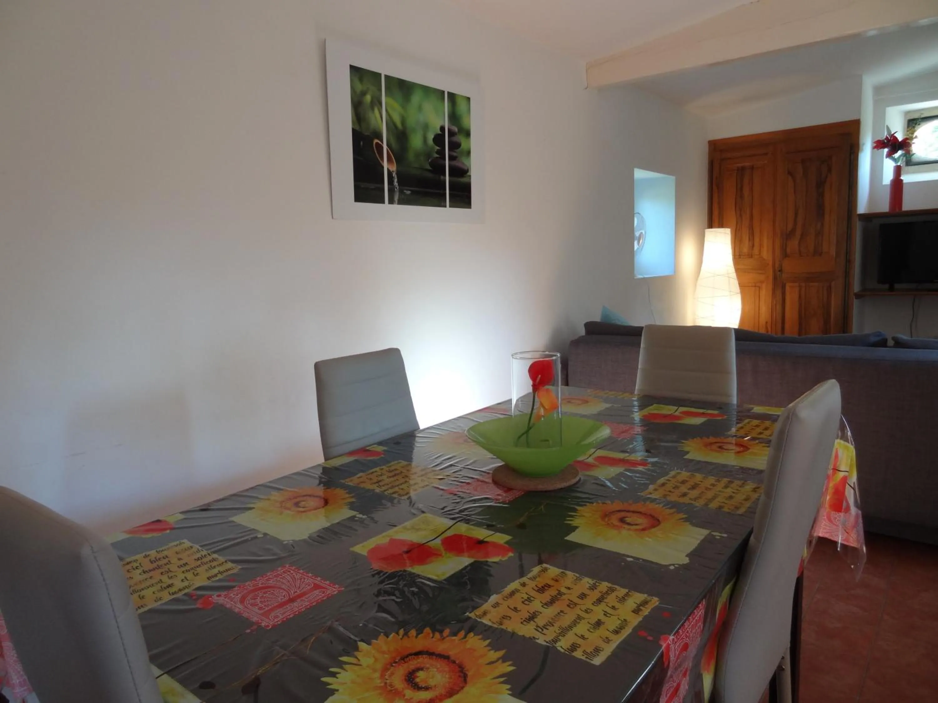 Dining area in Le Moulin Des Ocres