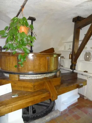 Le Moulin Des Ocres