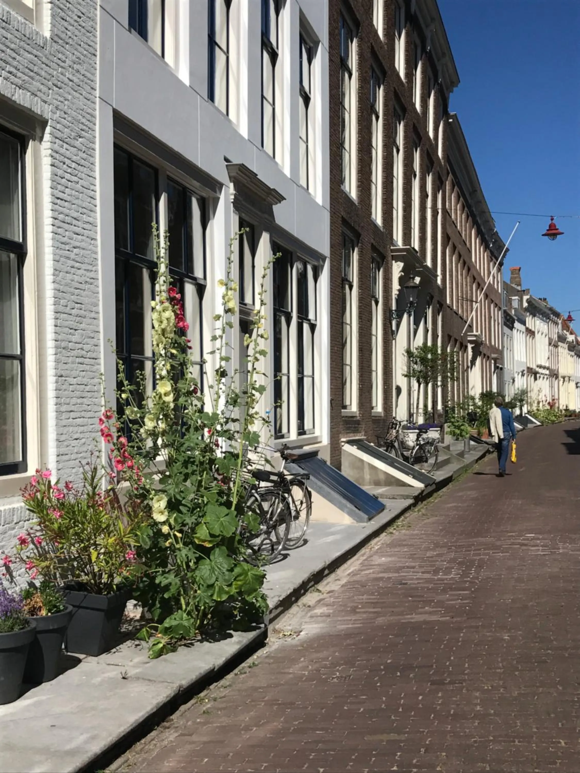 Facade/entrance in De Carper