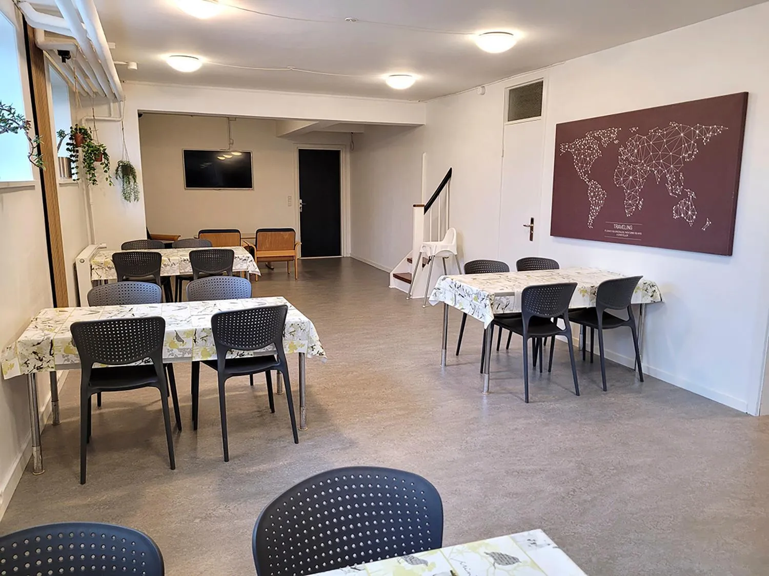 Restaurant/places to eat in Aarhus Hostel og Hotel