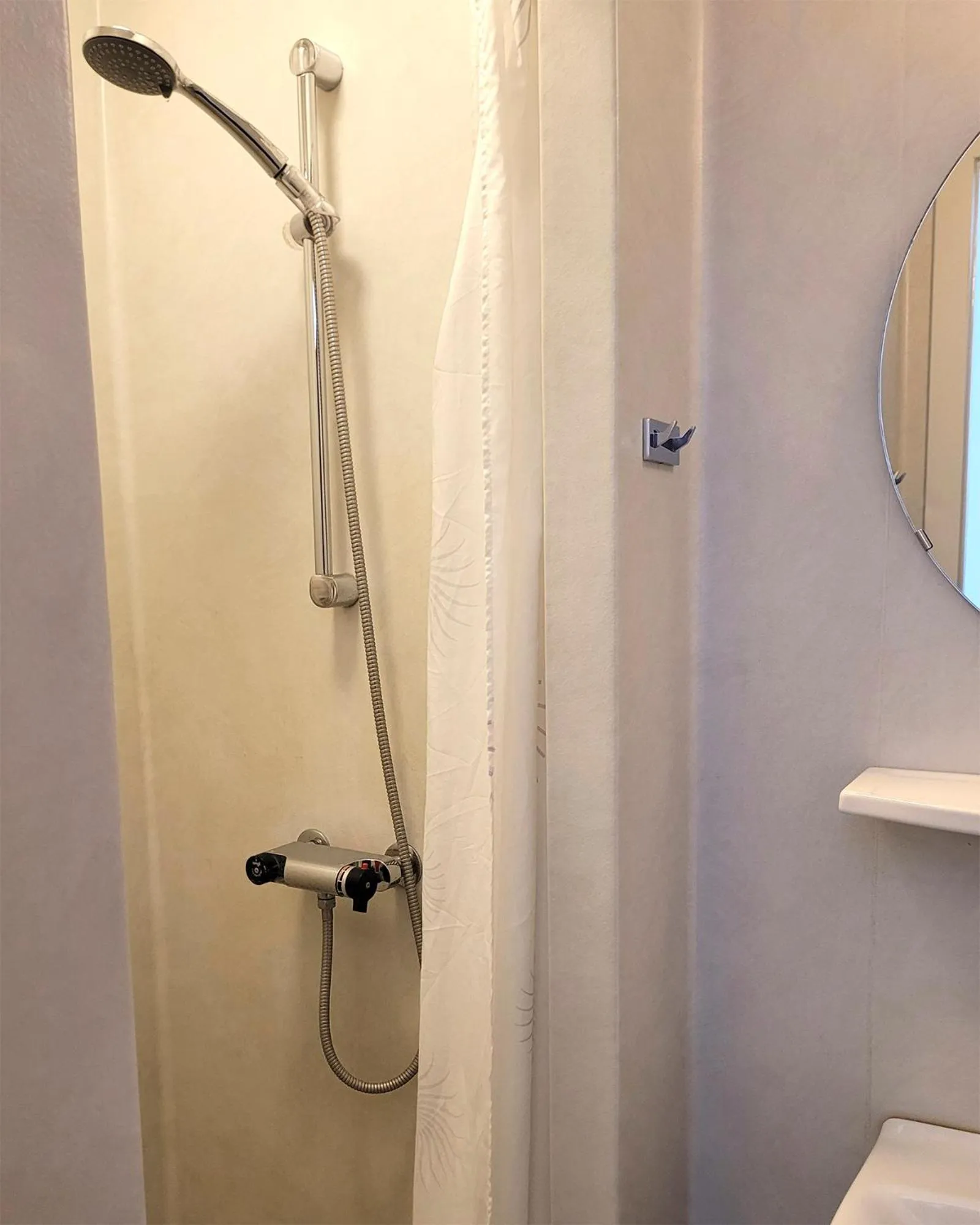 Shower in Aarhus Hostel og Hotel