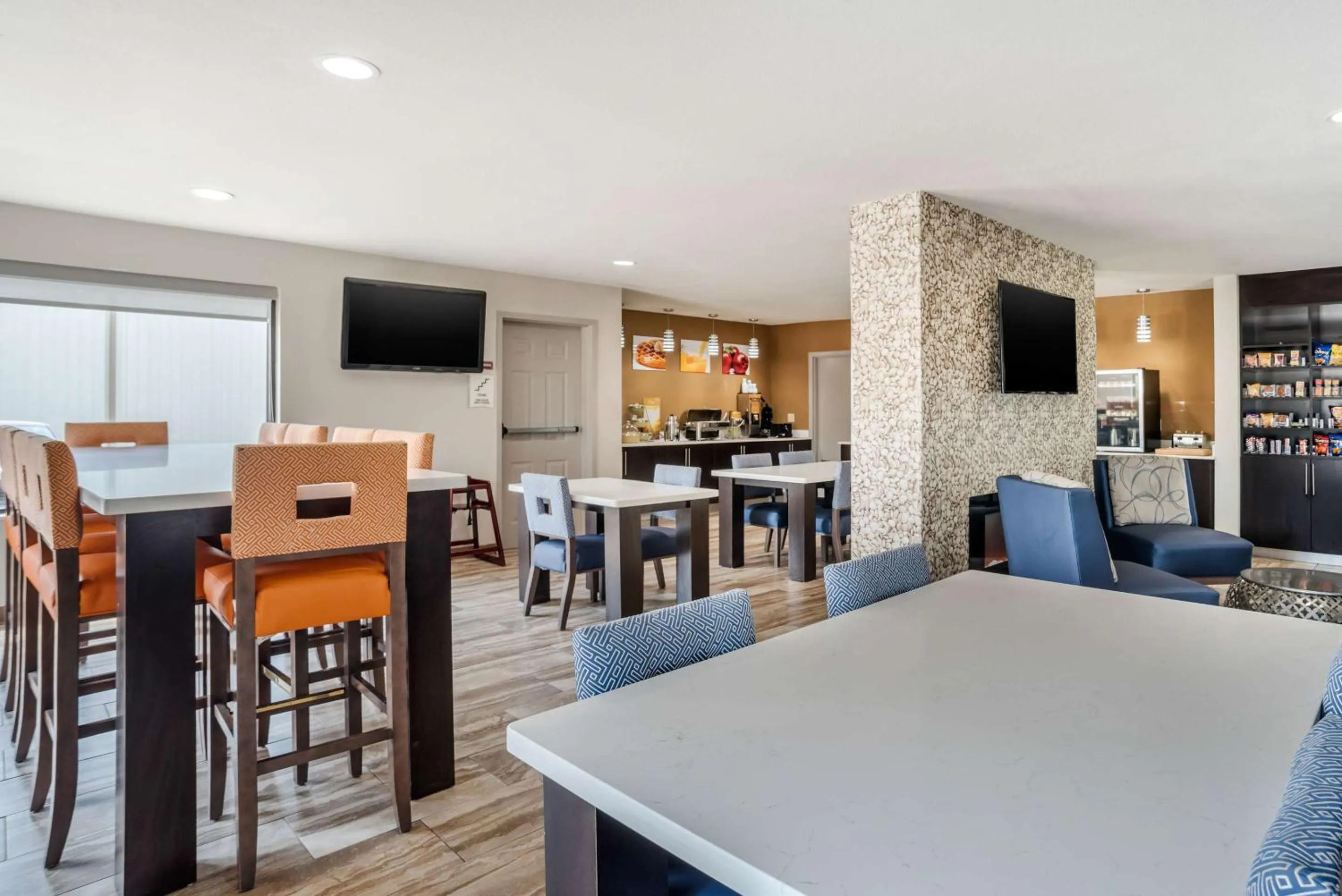 Breakfast in Quality Suites Baton Rouge East - Denham Springs