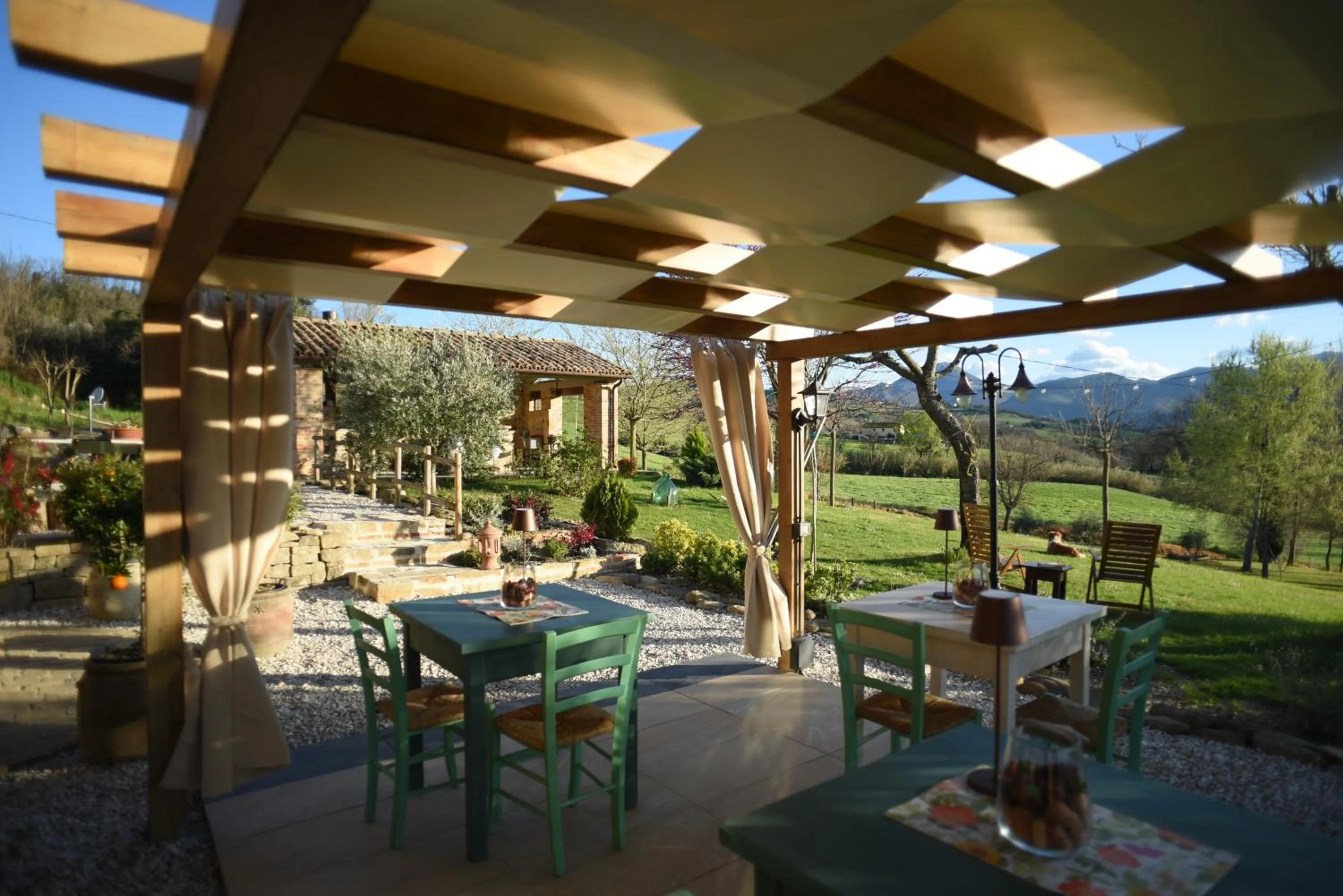 Garden view in Quelli del Picchio