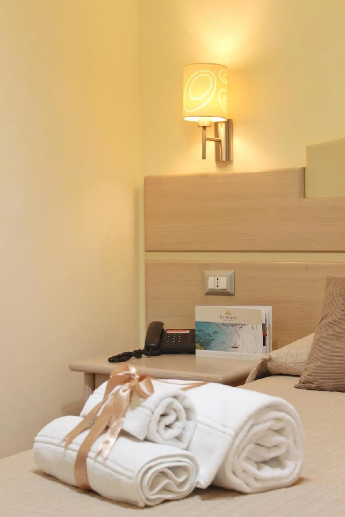 Bedroom, Bed in Blu Tropical Resort