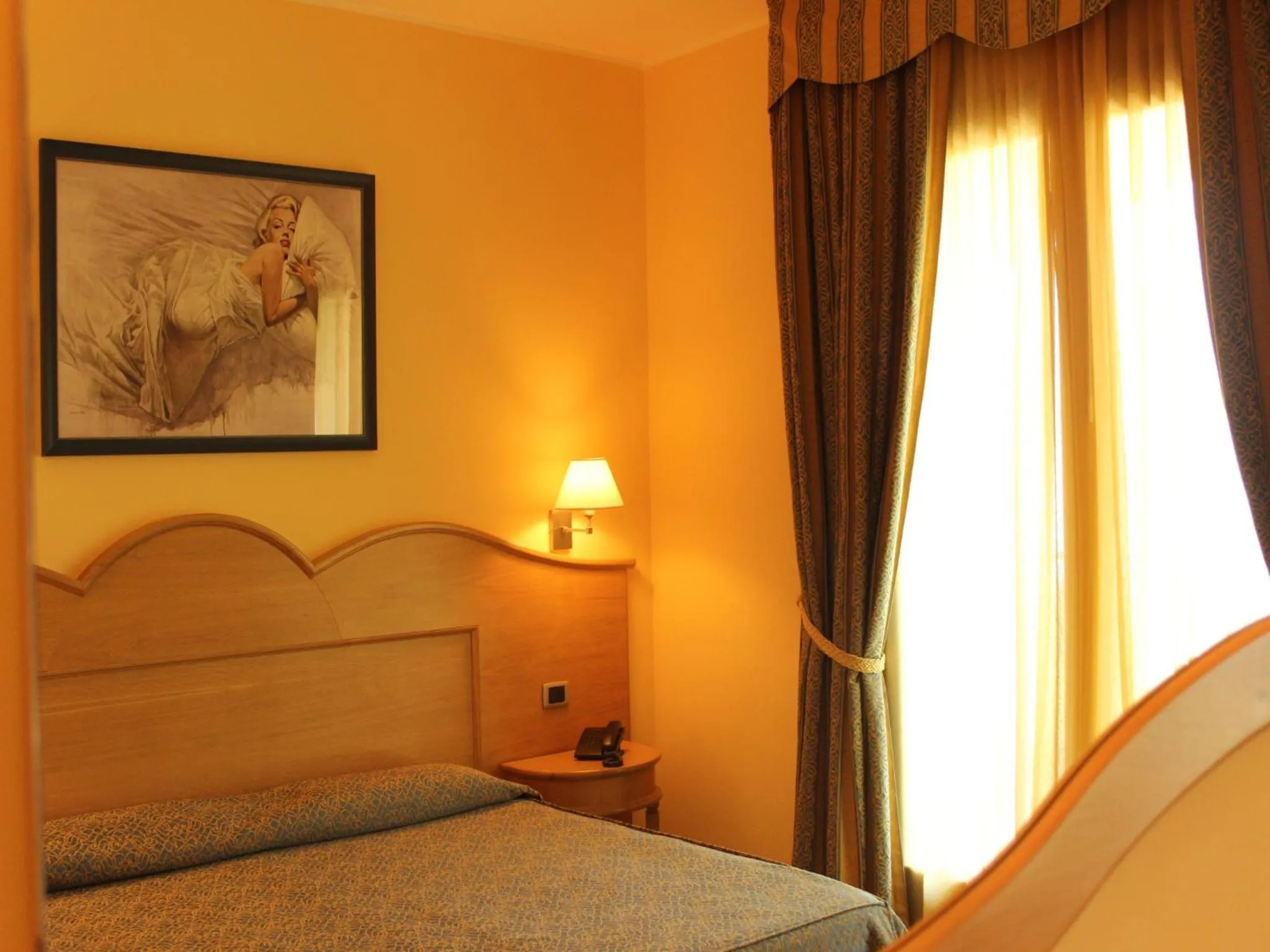 Bedroom, Bed in Blu Tropical Resort