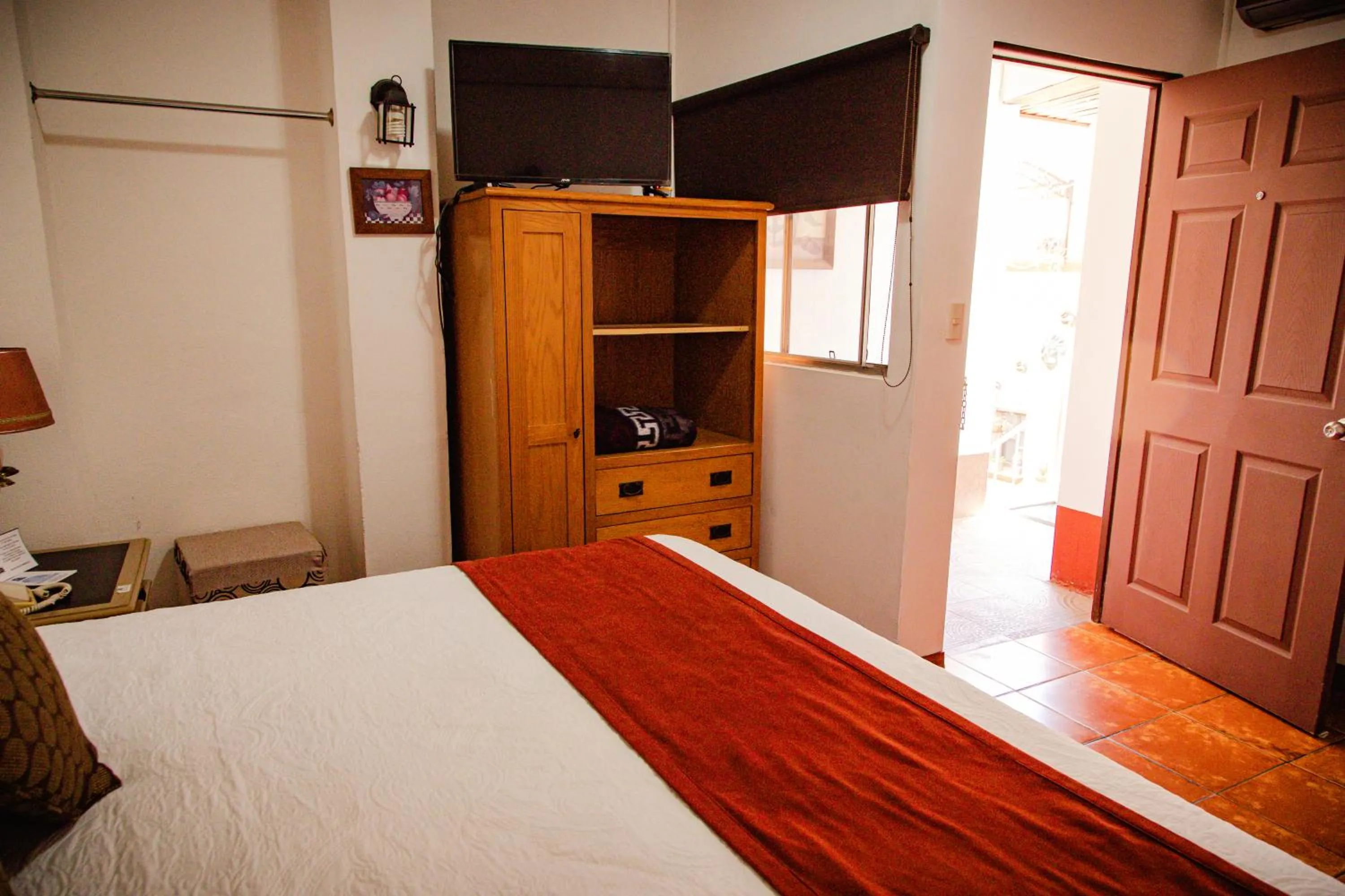 TV and multimedia, Bed in HOTEL BOUTIQUE EL VIEJO MUNDO