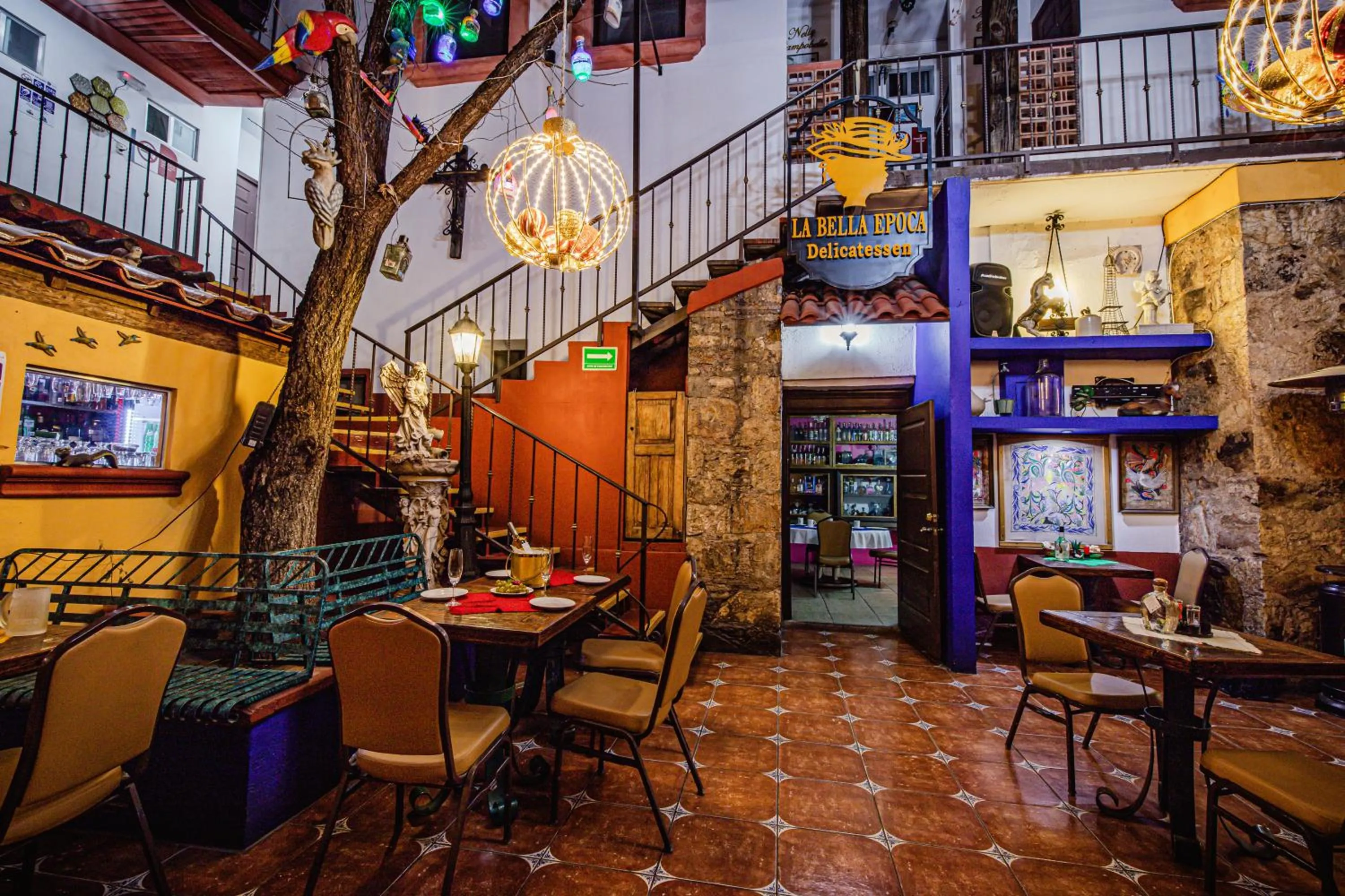 Restaurant/places to eat in HOTEL BOUTIQUE EL VIEJO MUNDO