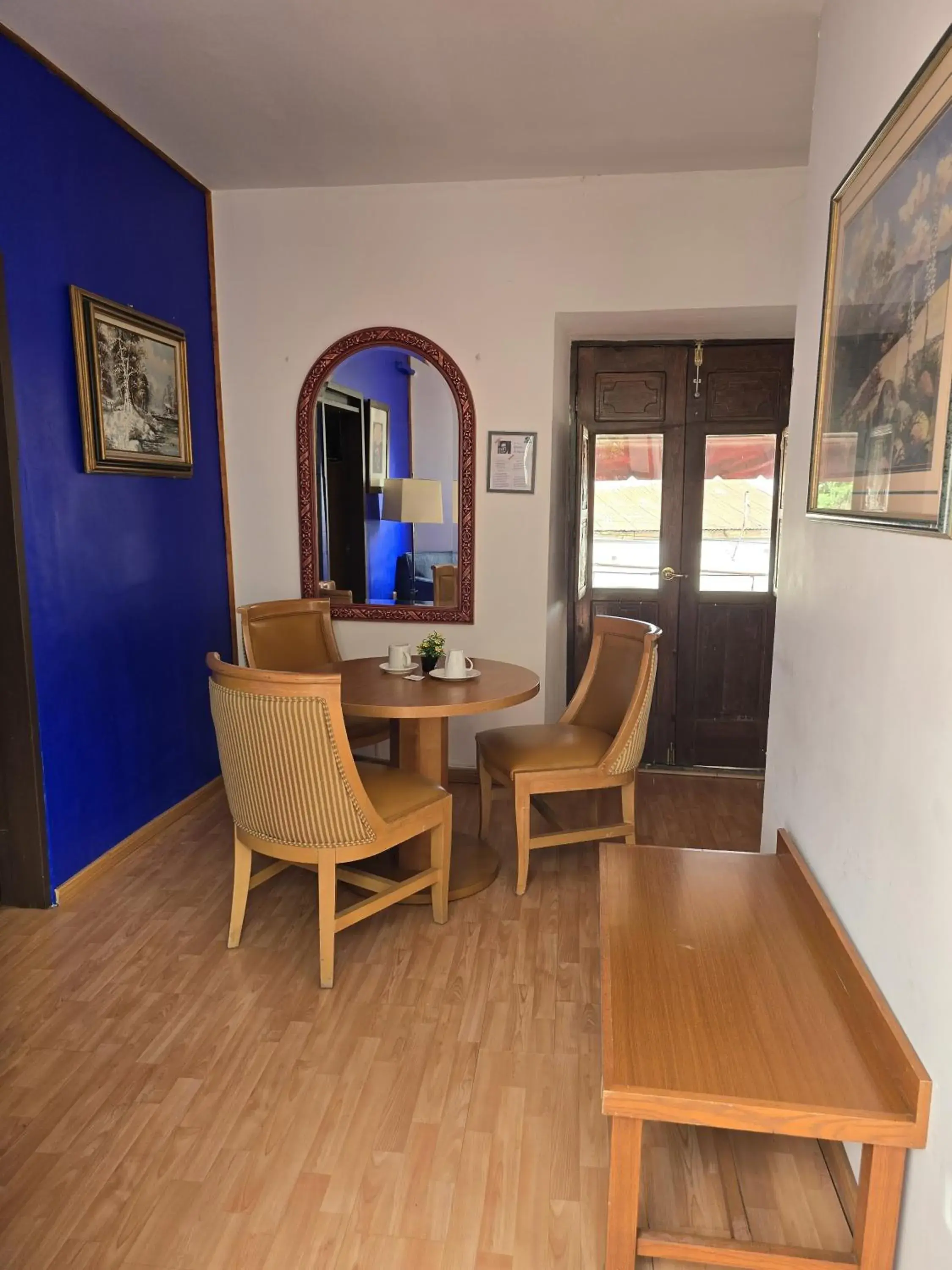 Classic Quadruple Room in HOTEL BOUTIQUE EL VIEJO MUNDO Classic Quadruple Room in HOTEL BOUTIQUE EL VIEJO MUNDO