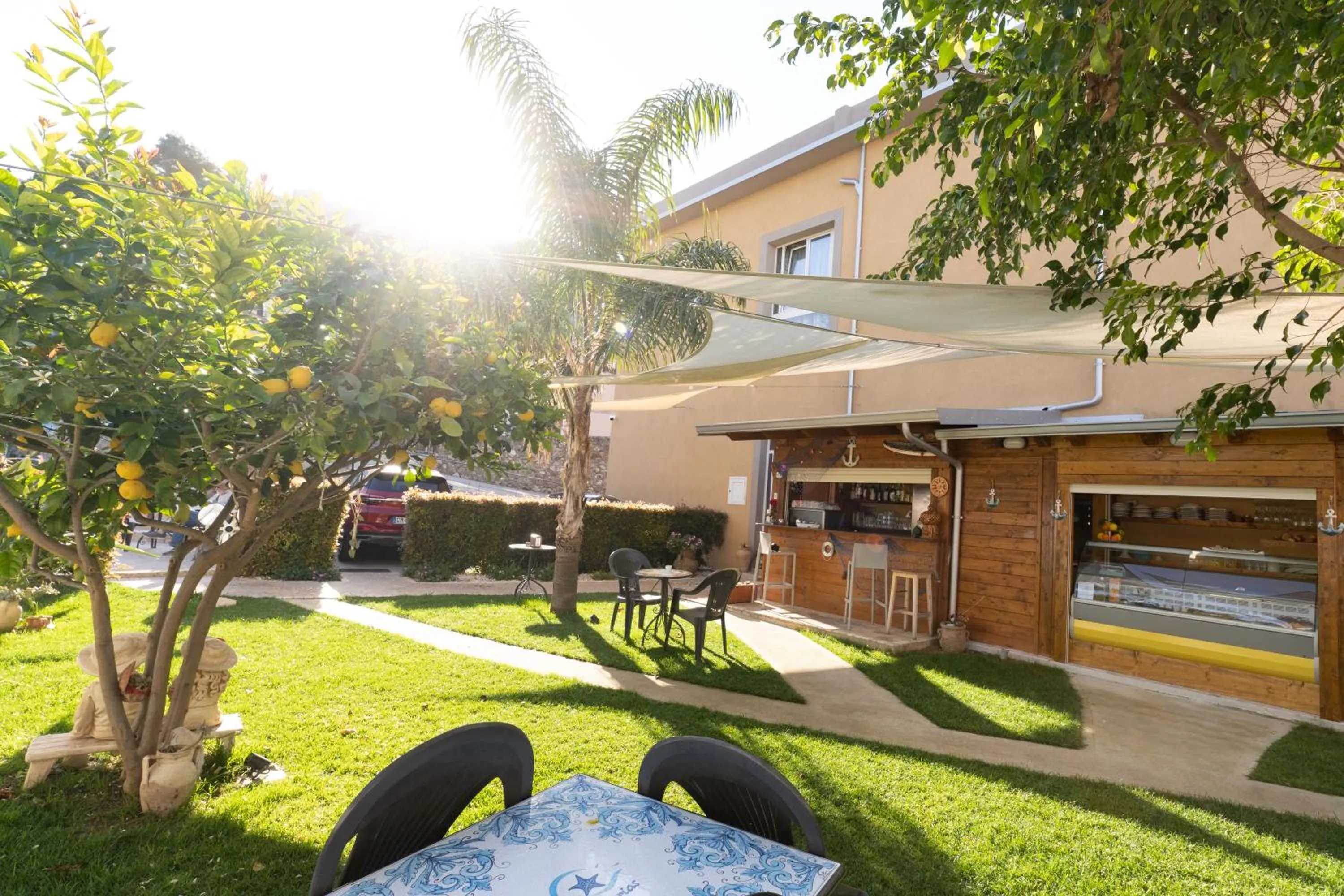 Asterias Residence - Rooms & SPA