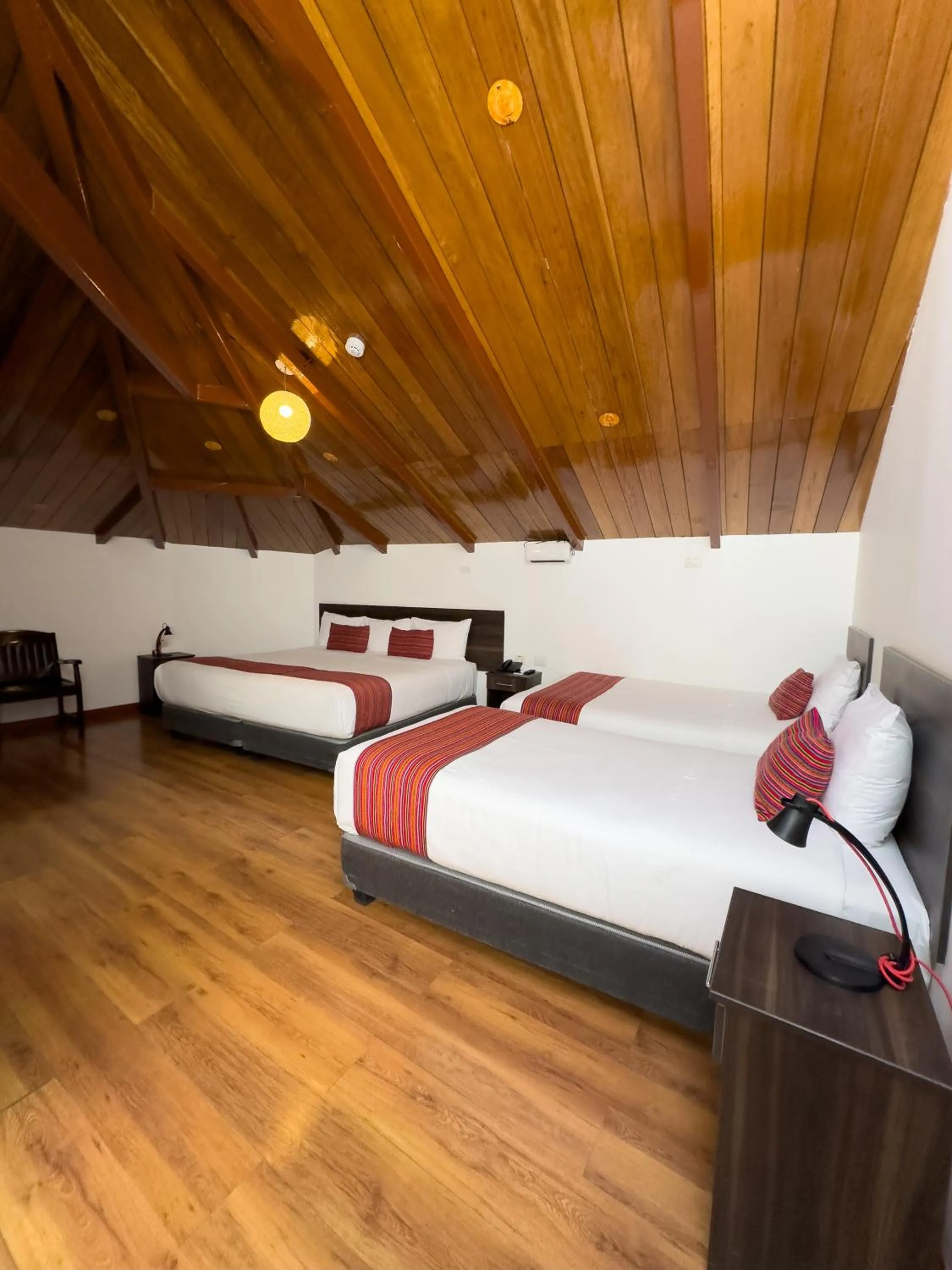 Property building, Bed in Hotel San Pedro Plaza