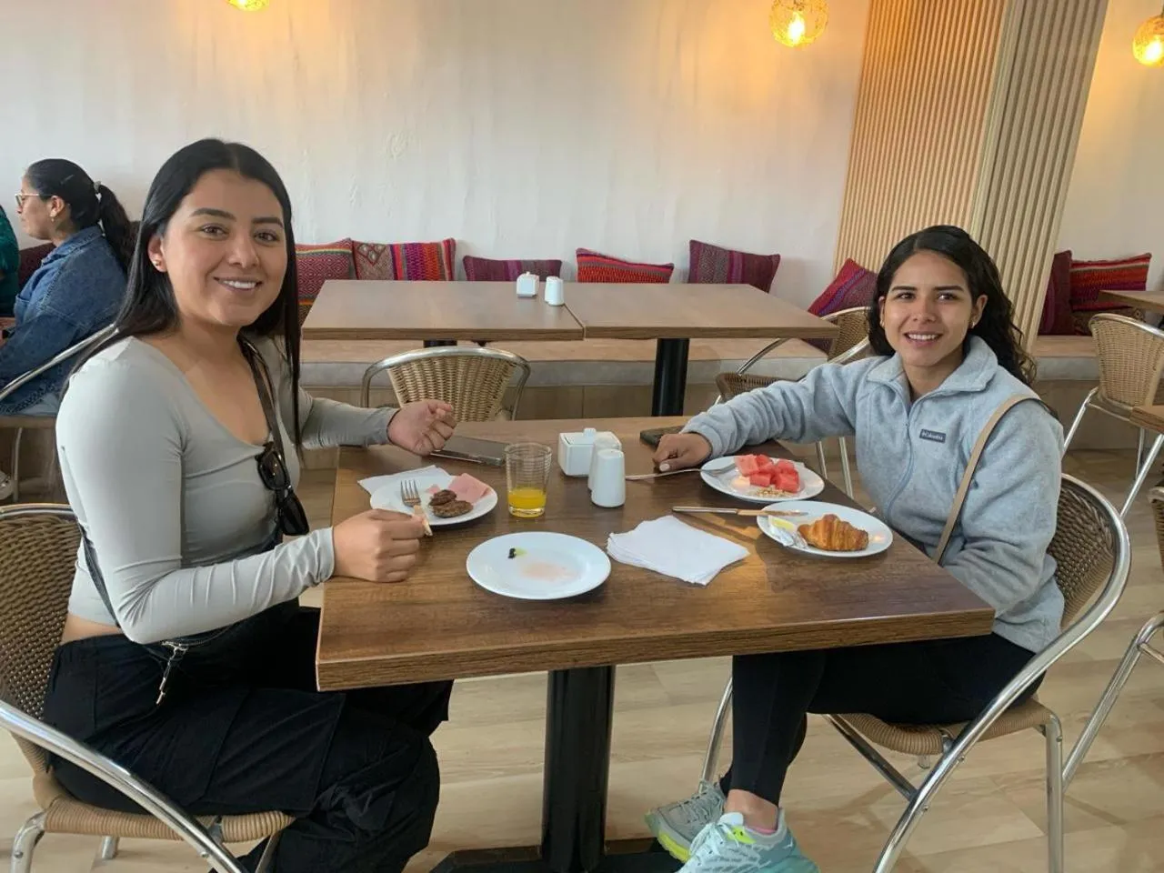 Restaurant/places to eat in Hotel San Pedro Plaza