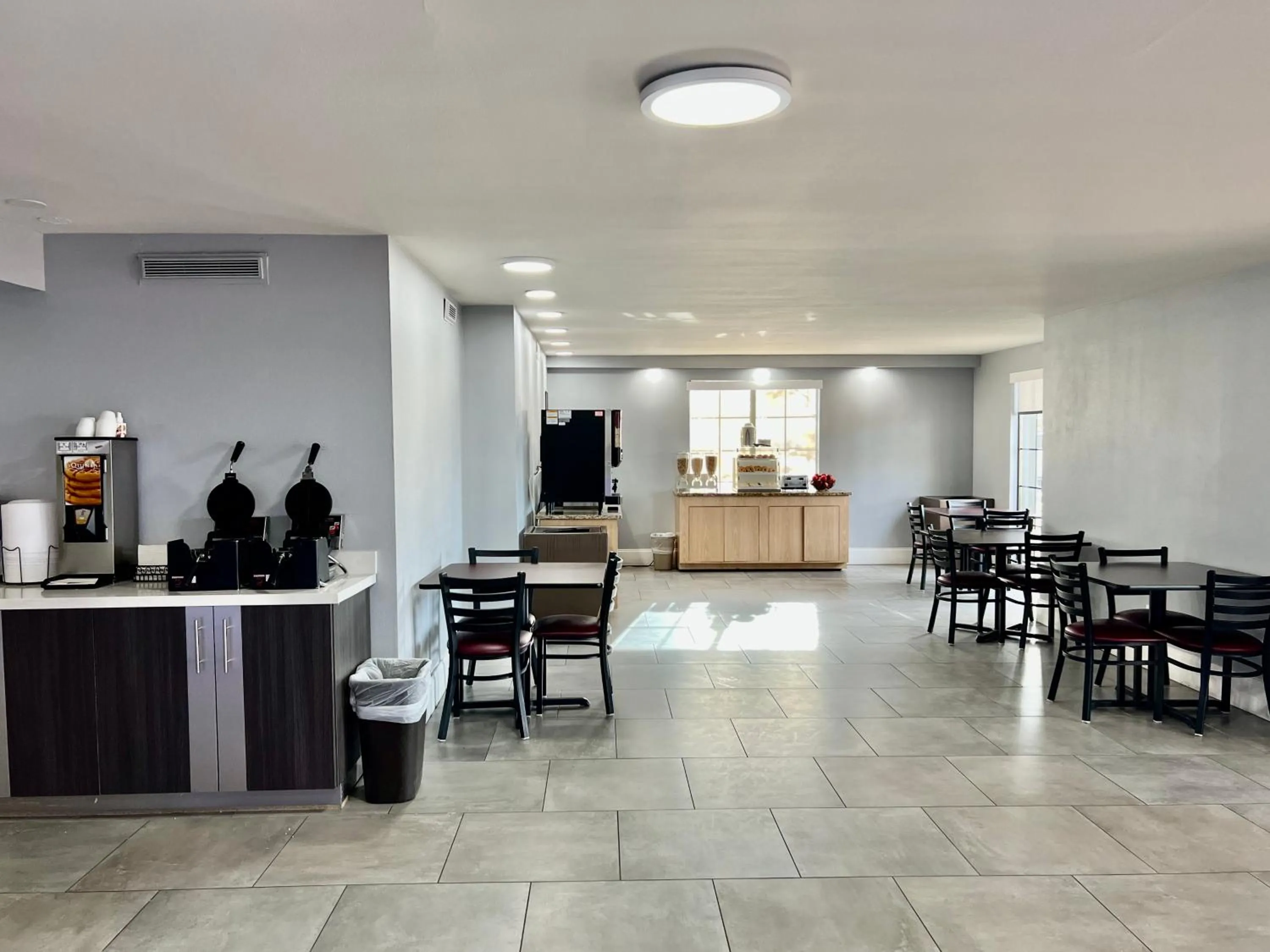 Breakfast in La Quinta Inn by Wyndham El Paso East Lomaland