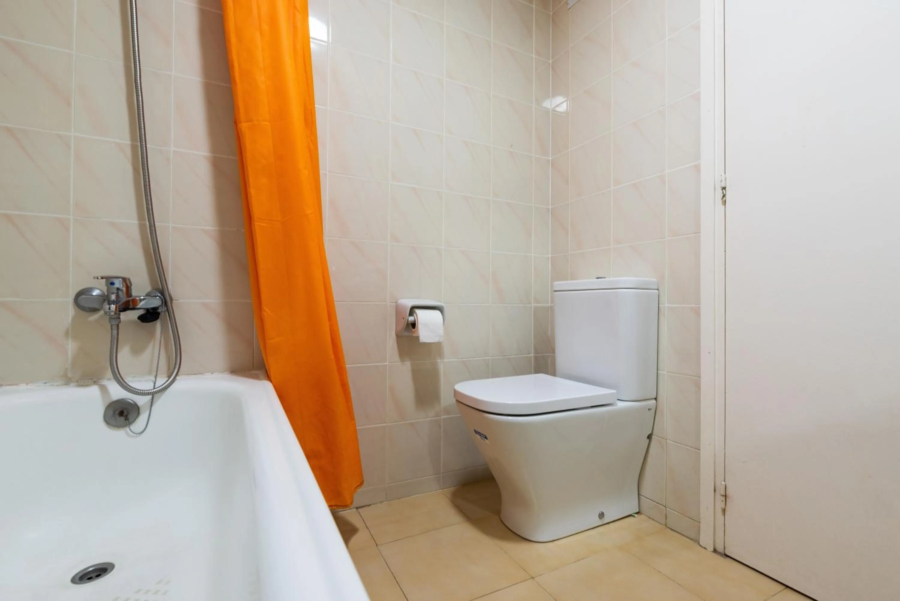 Bathroom in Rentalmar Pins Marina