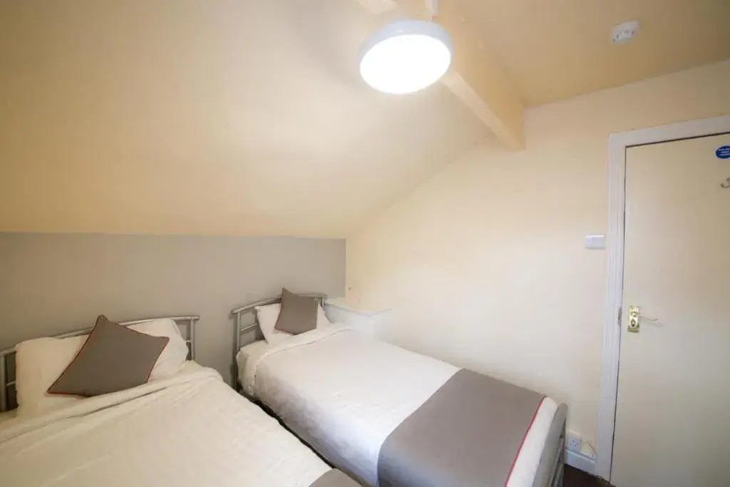 Standard Twin Room in MyRoomz Hollingdales Hotel Standard Twin Room in MyRoomz Hollingdales Hotel