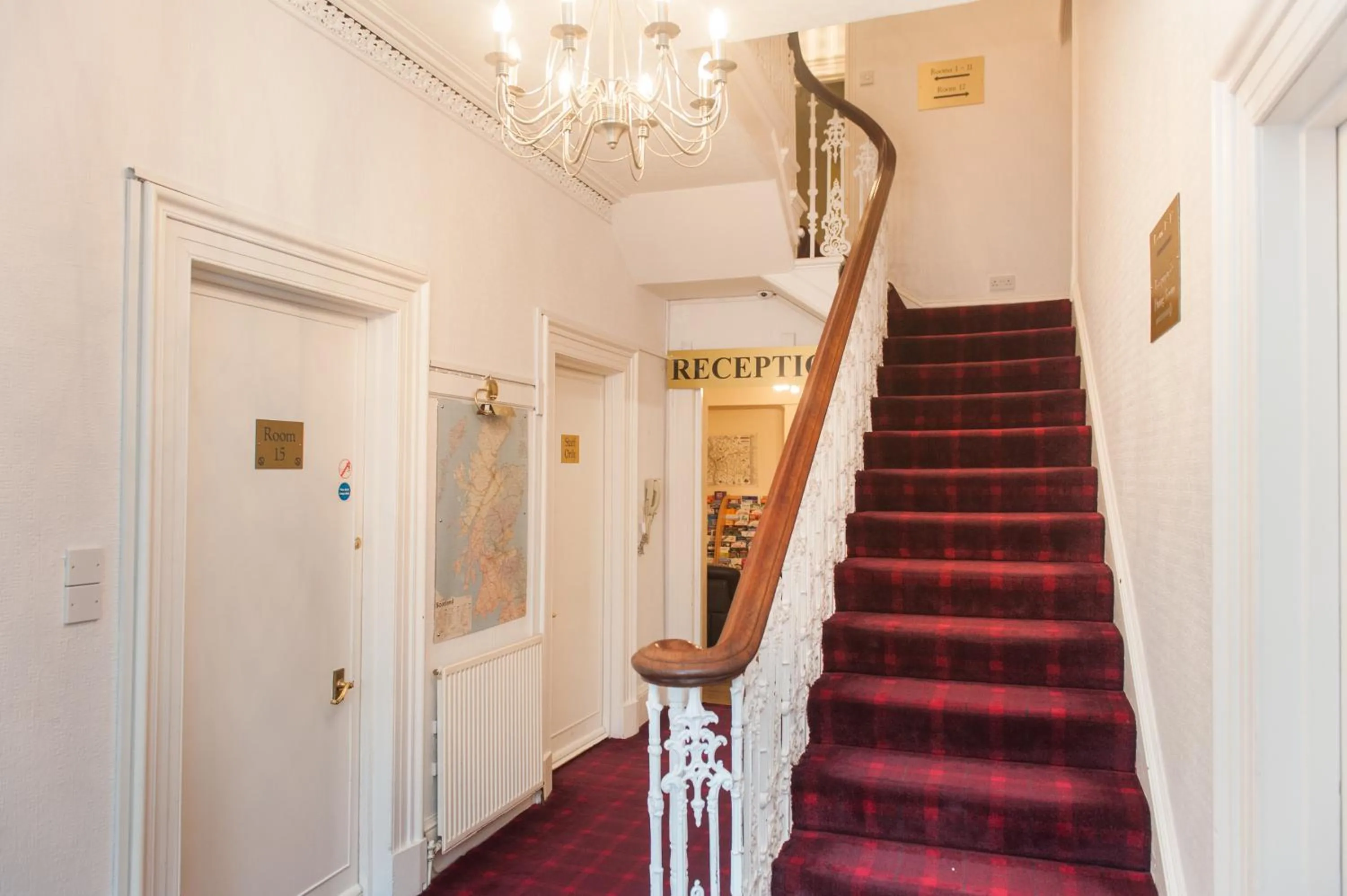 Lobby or reception in Ardross Glencairn