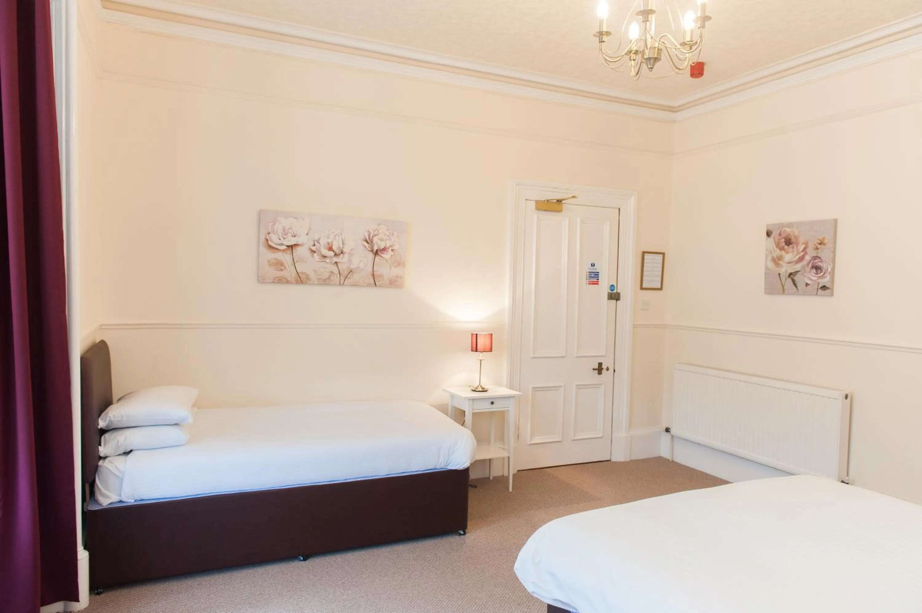 Bedroom, Bed in Ardross Glencairn