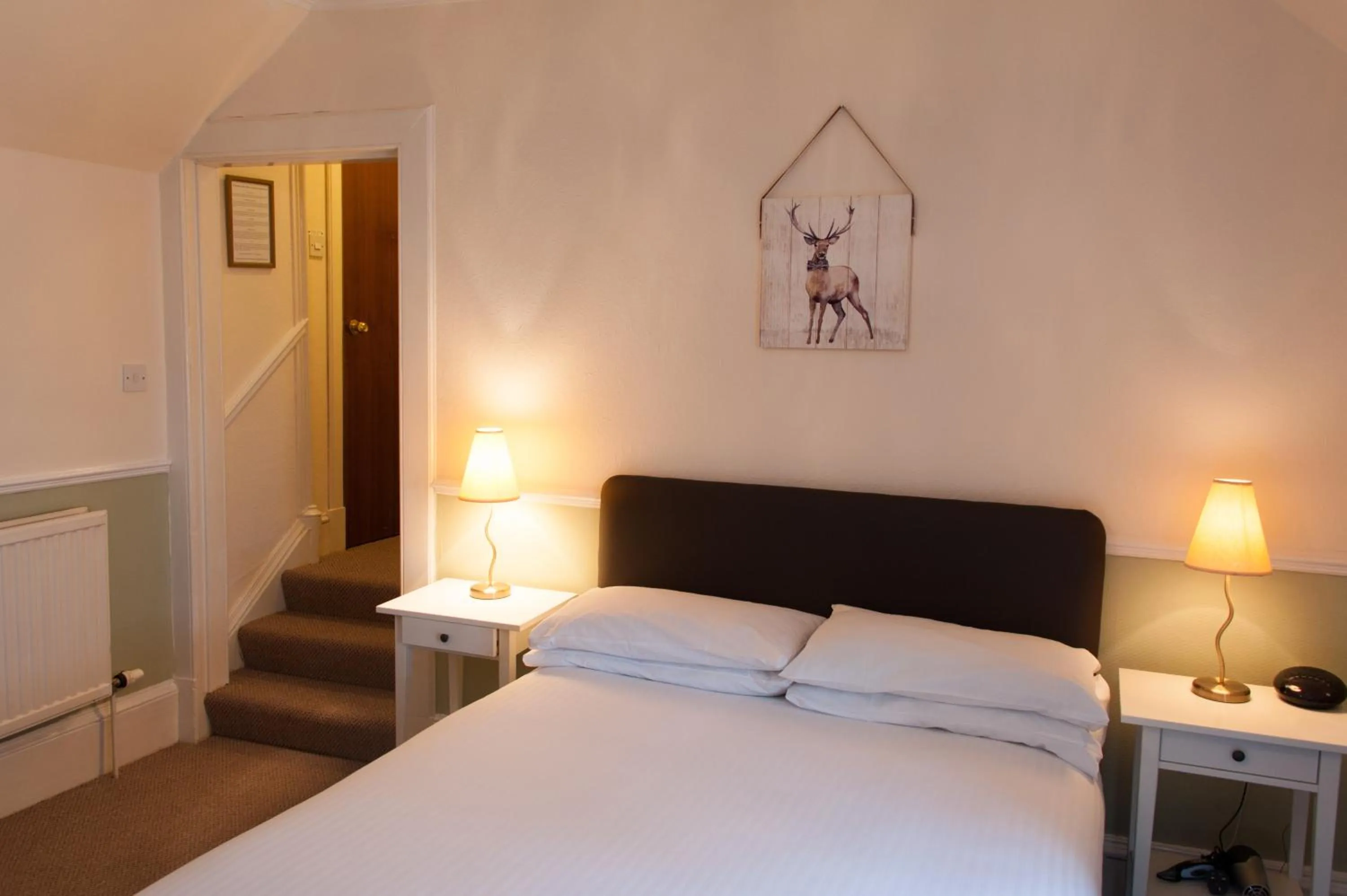 Bedroom, Bed in Ardross Glencairn