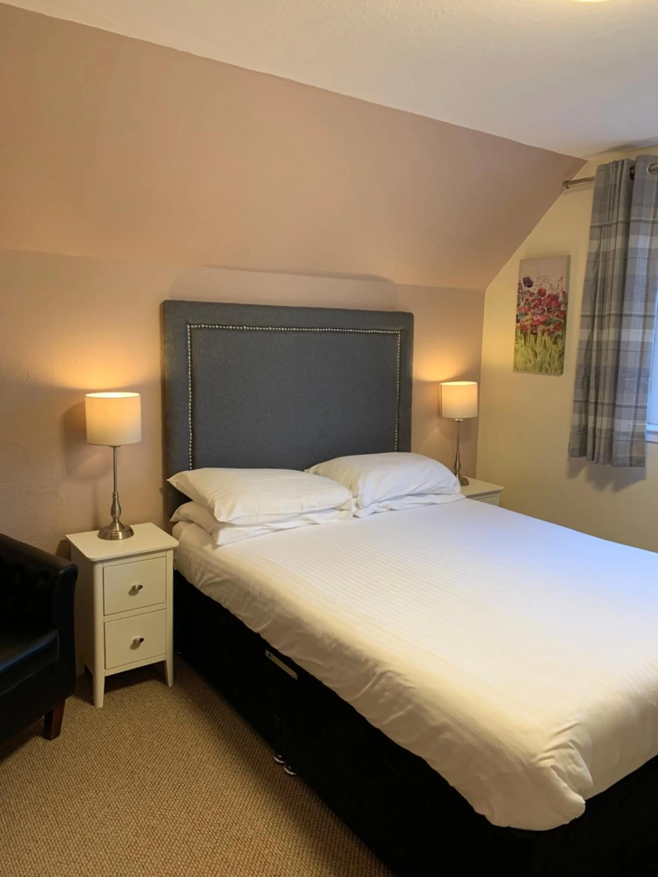 Bedroom, Bed in Ardross Glencairn