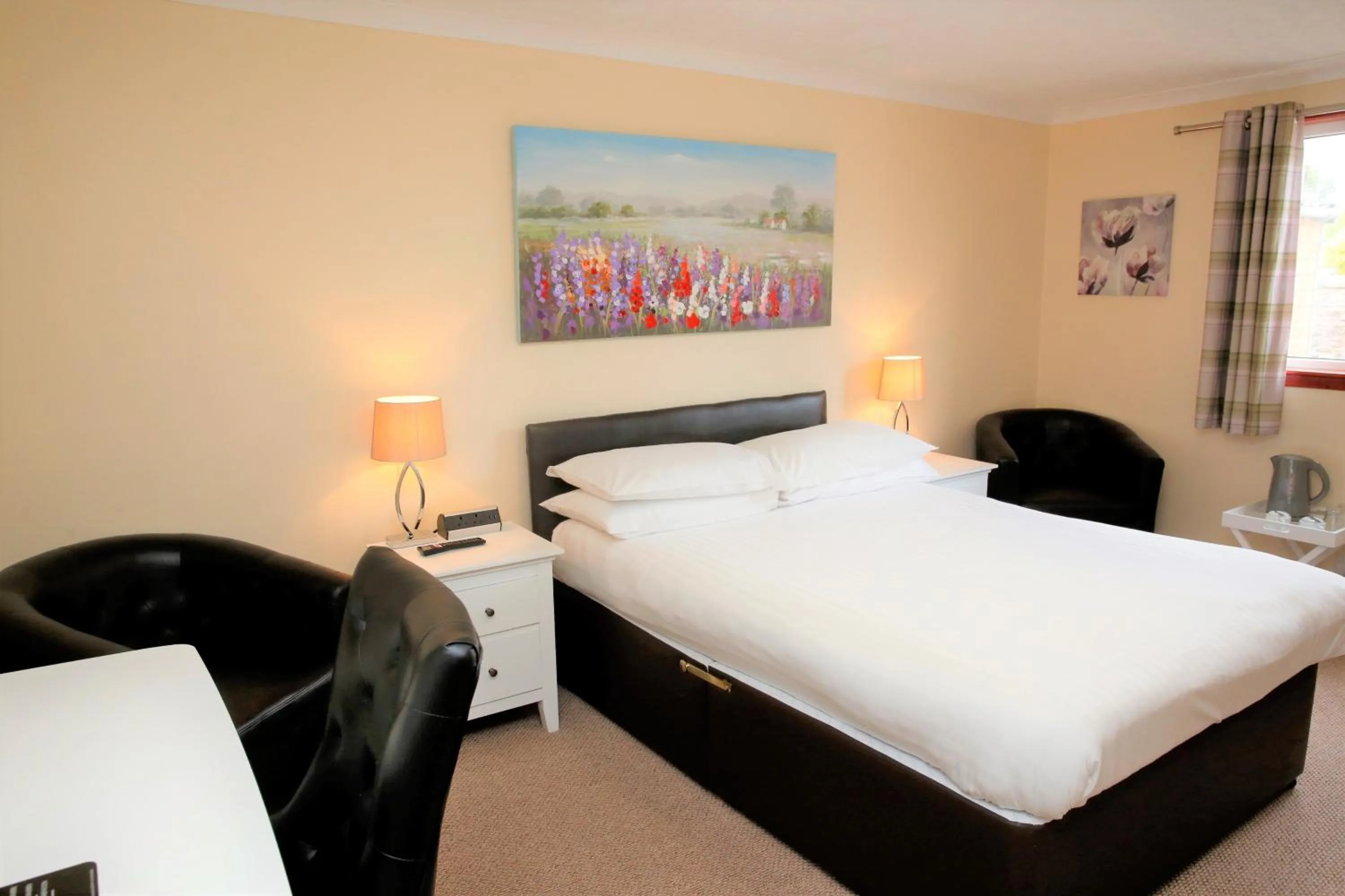 Bedroom, Bed in Ardross Glencairn