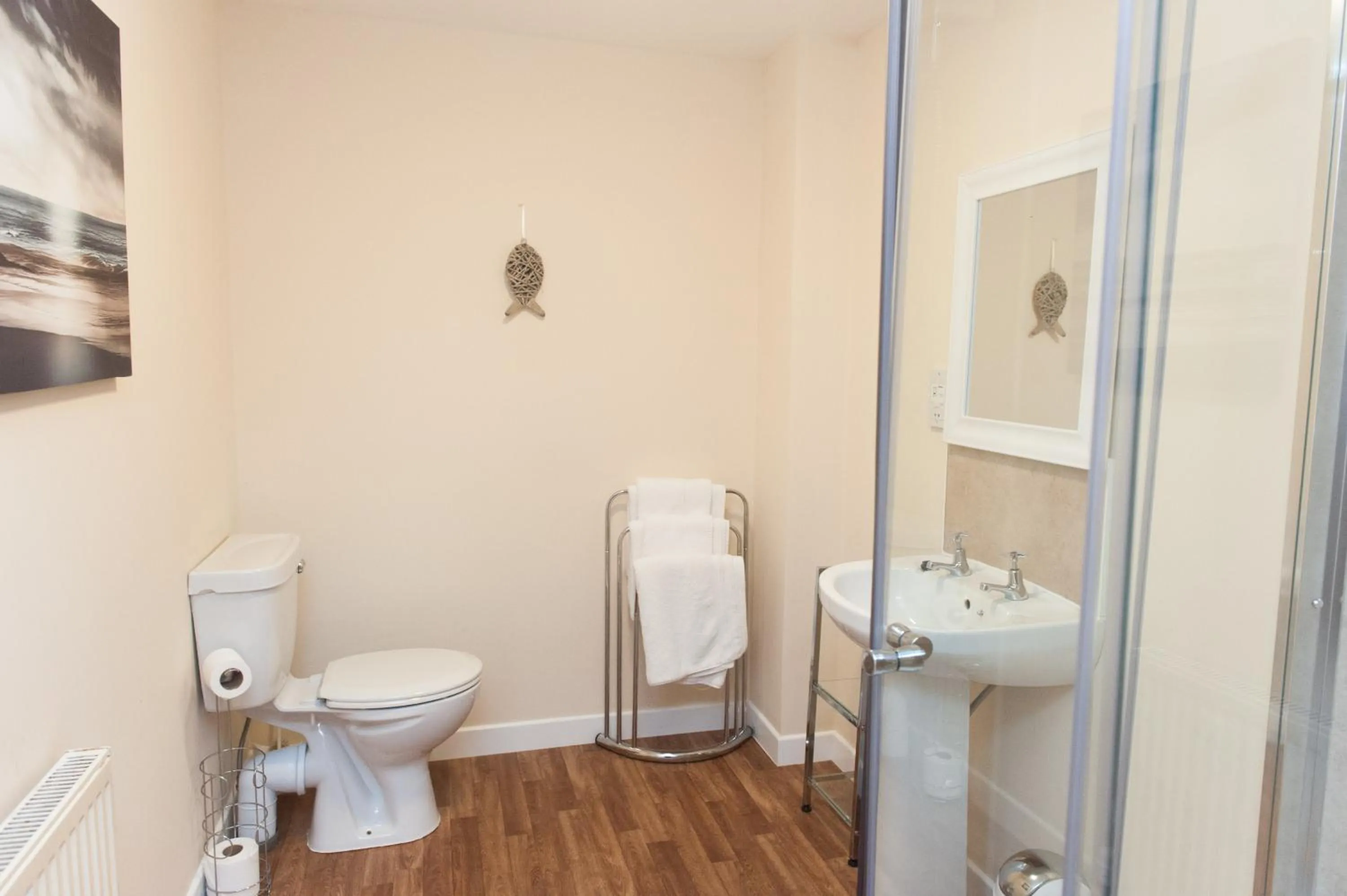 Shower in Ardross Glencairn