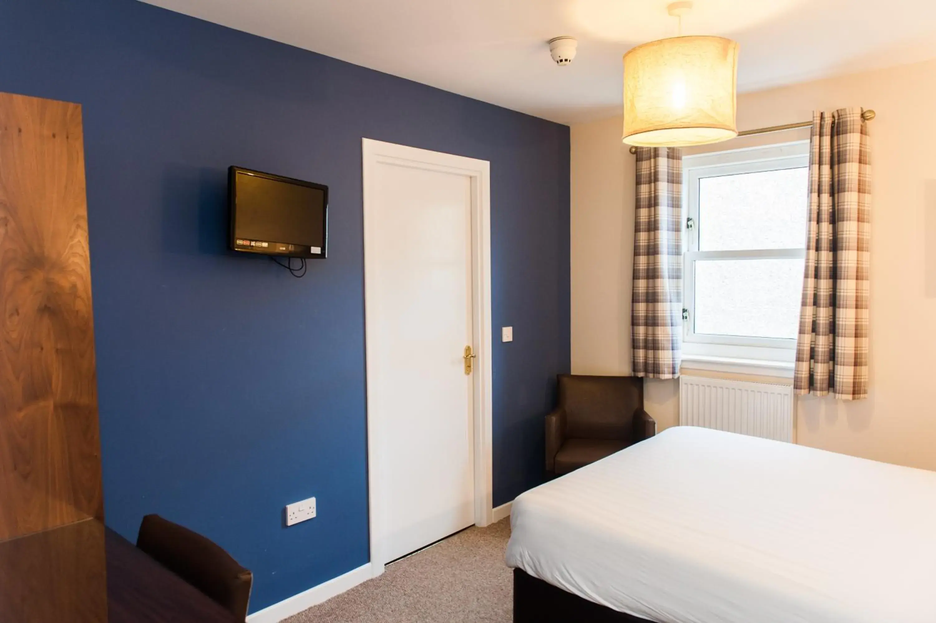 Small Double Room in Ardross Glencairn Small Double Room in Ardross Glencairn