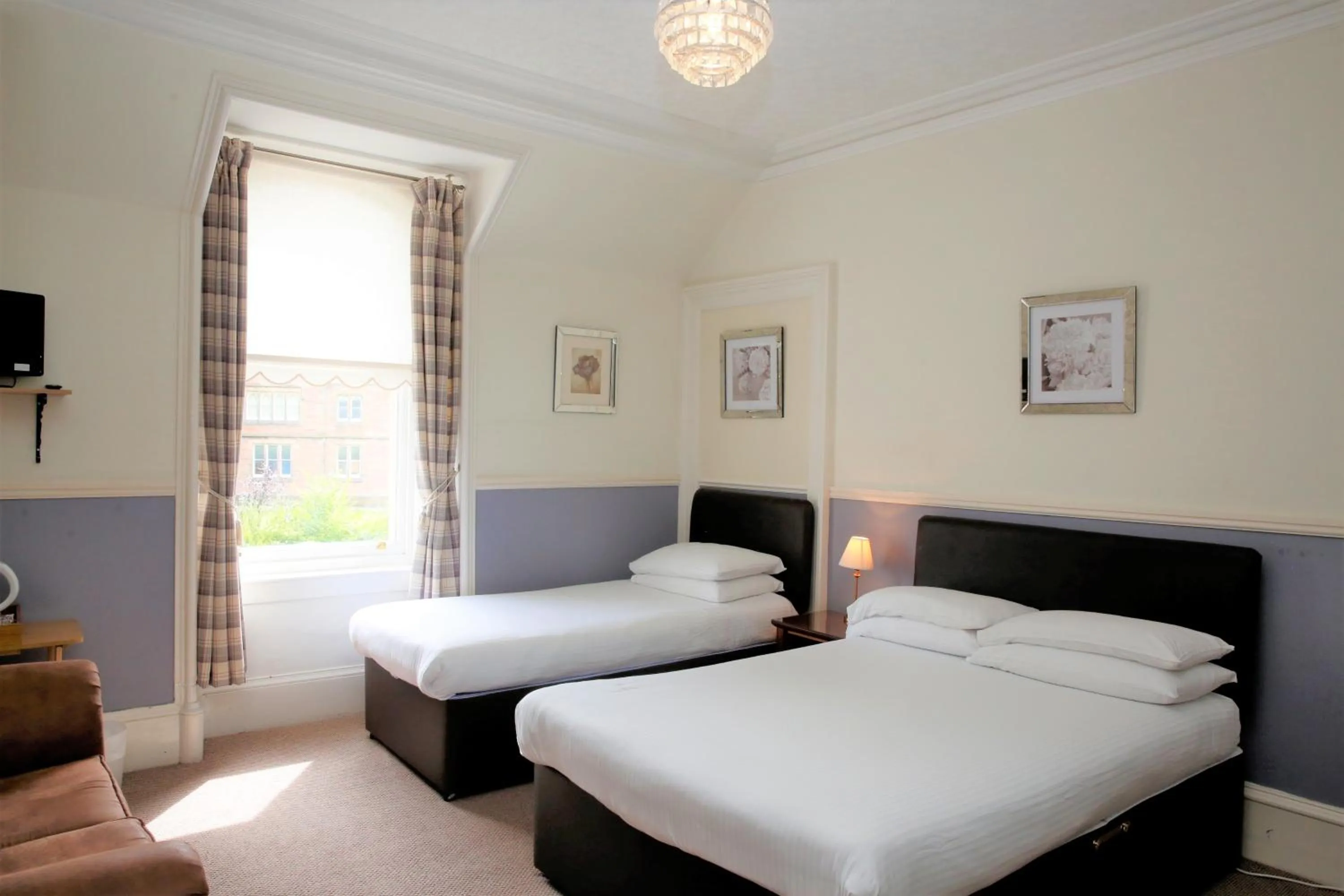 Bedroom, Bed in Ardross Glencairn