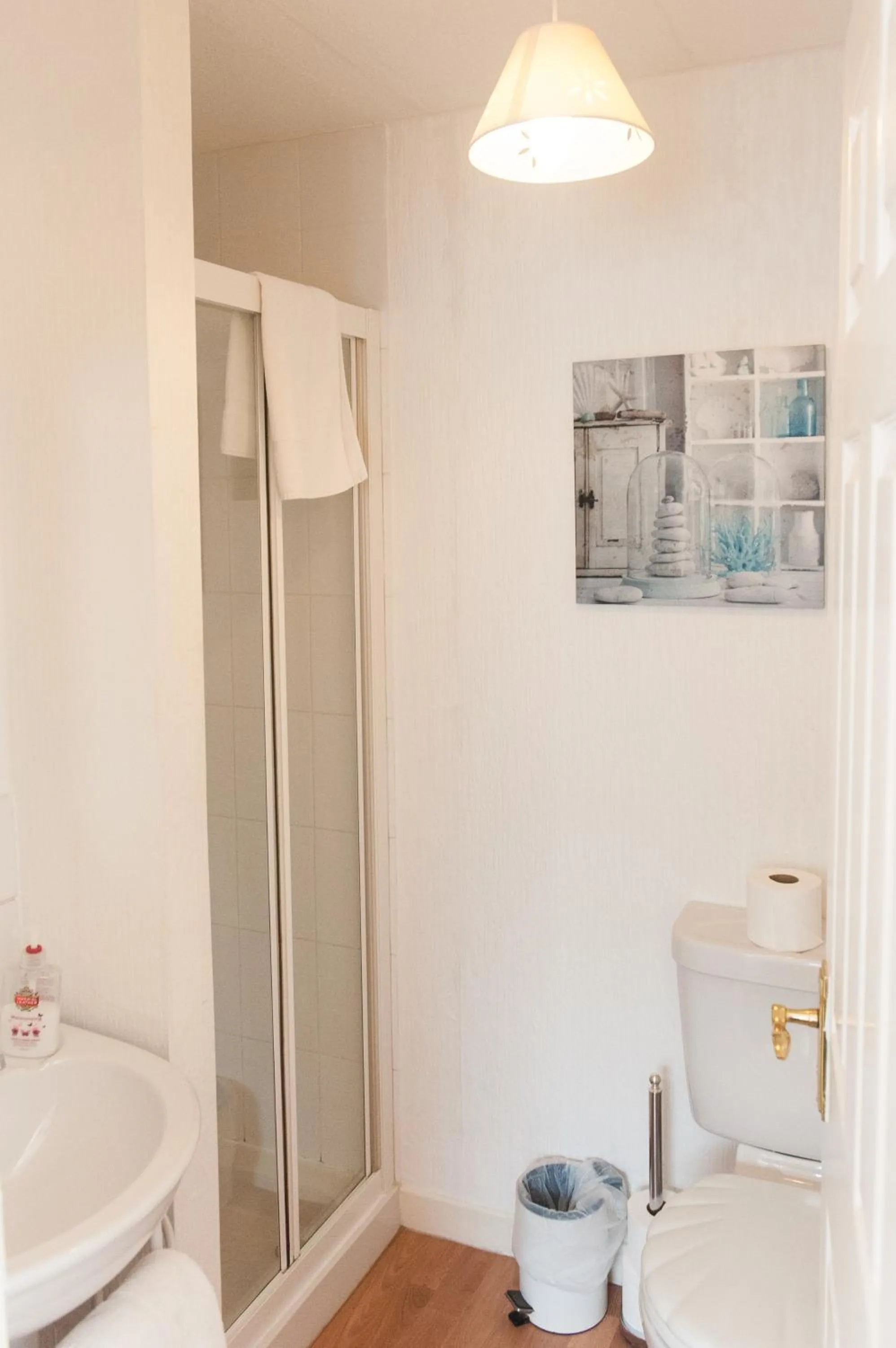 Shower in Ardross Glencairn