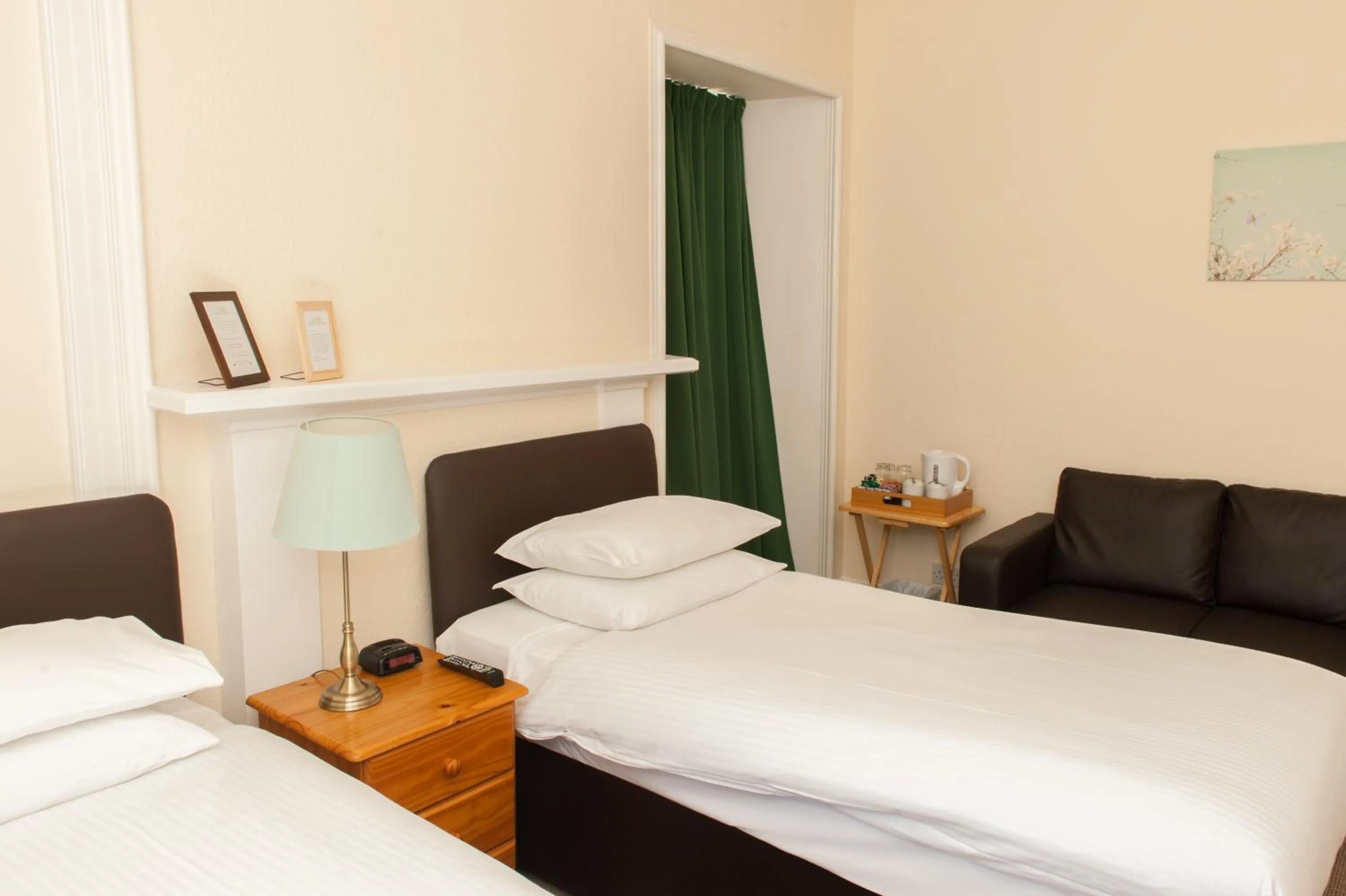 Bedroom, Bed in Ardross Glencairn