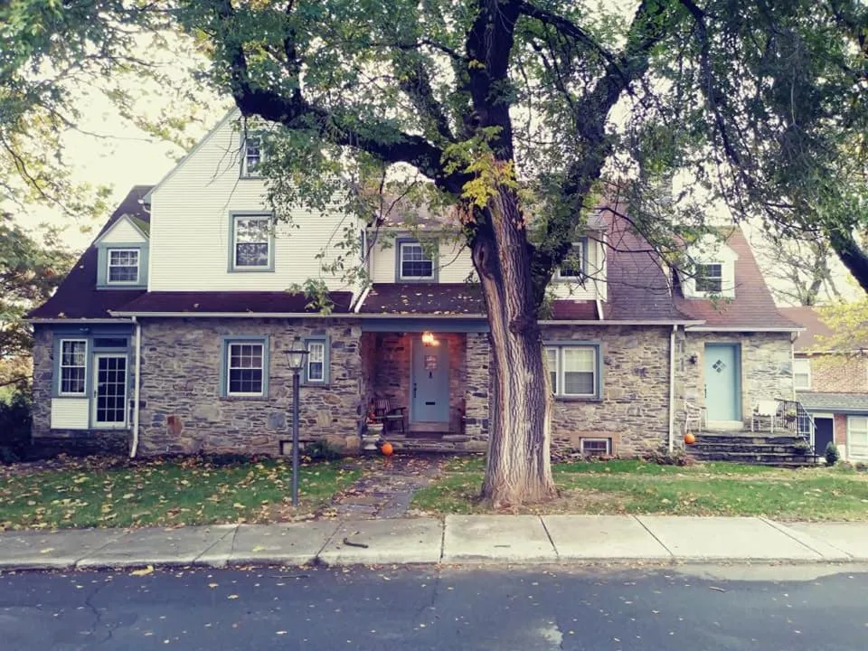 Property building in Sleepy Hollow Manor
