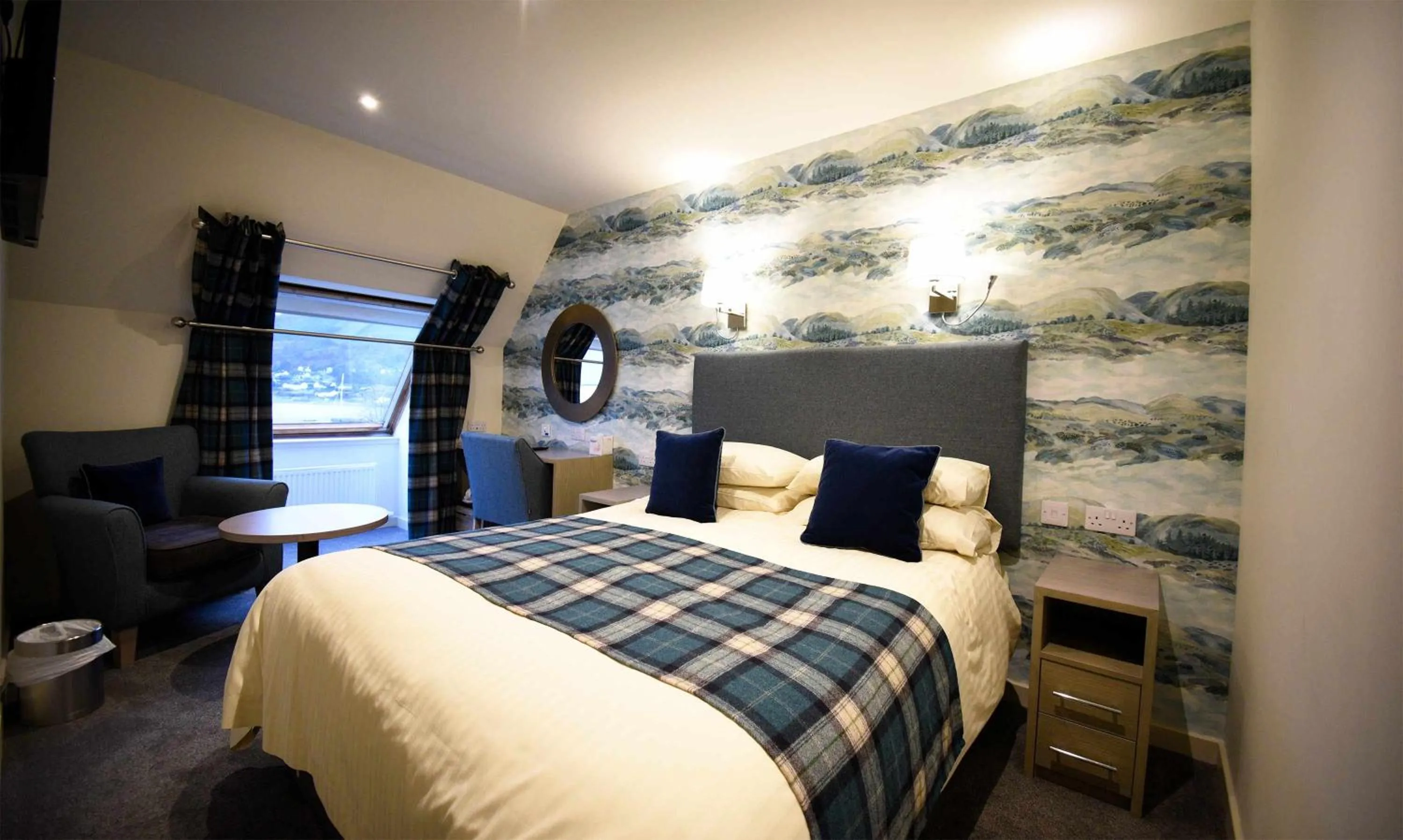 Bed in The Royal Hotel