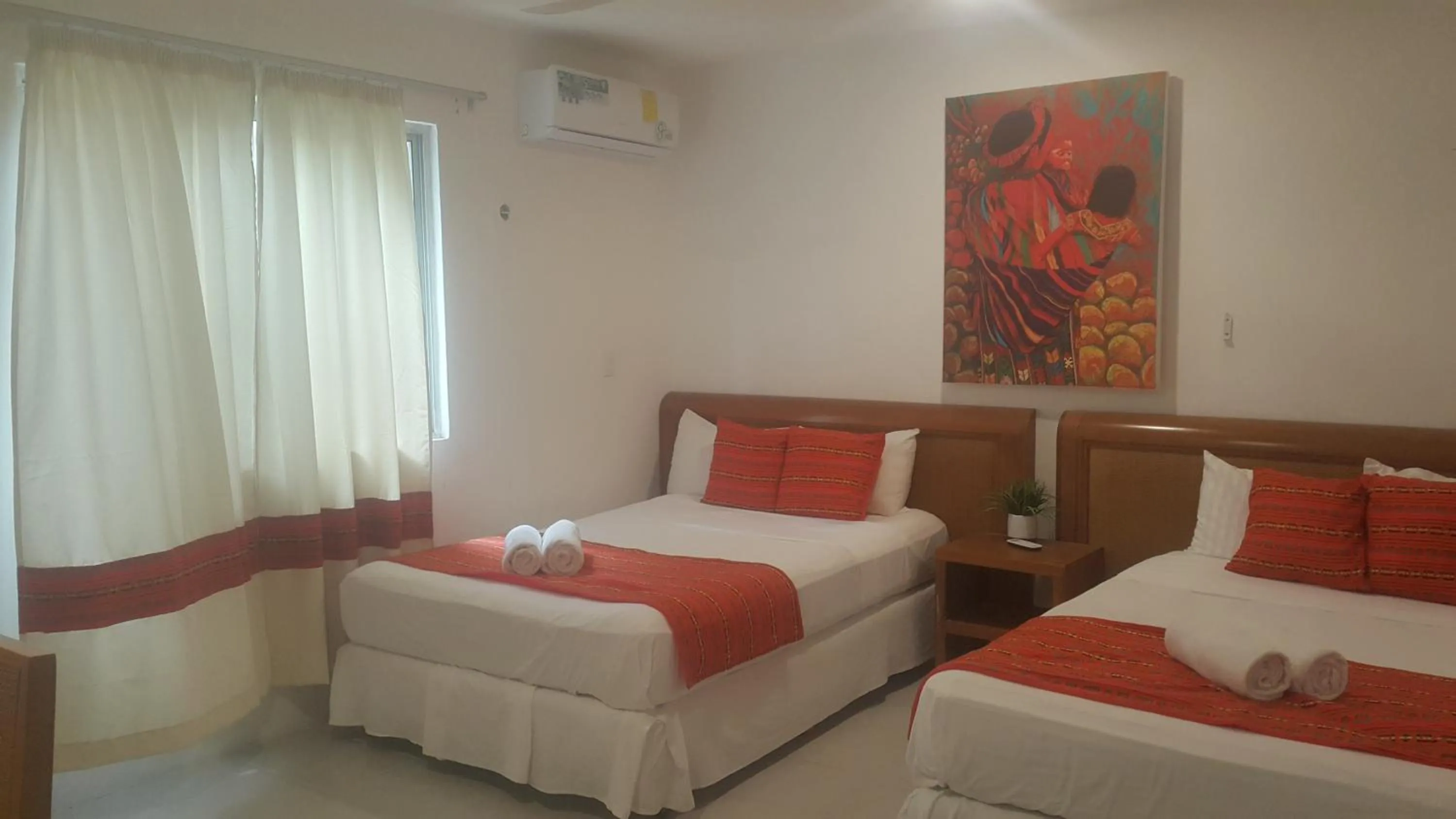 Photo of the whole room in Estancia Tulbayab 36