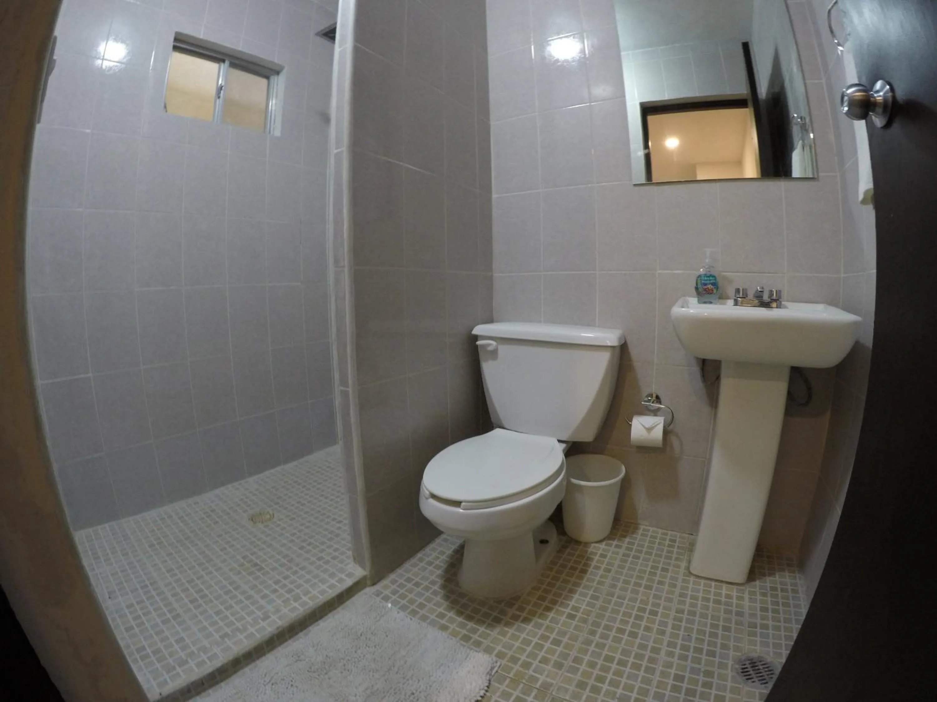 Shower in Estancia Tulbayab 36