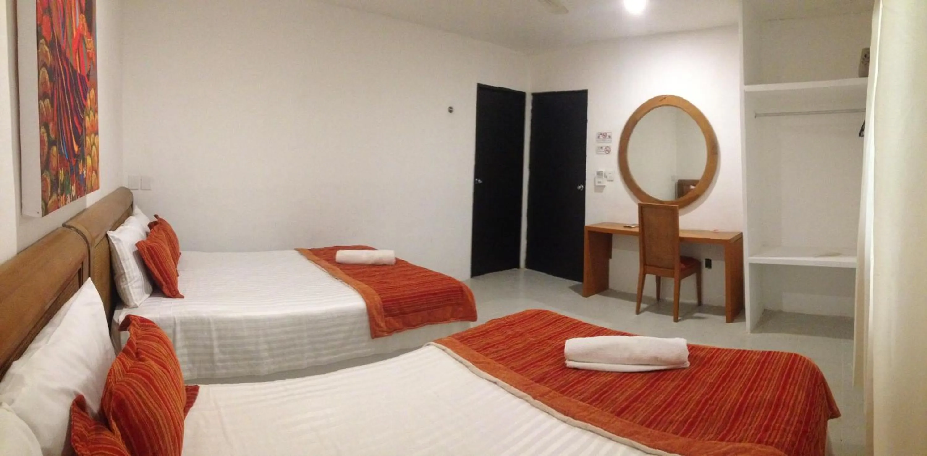 Photo of the whole room in Estancia Tulbayab 36