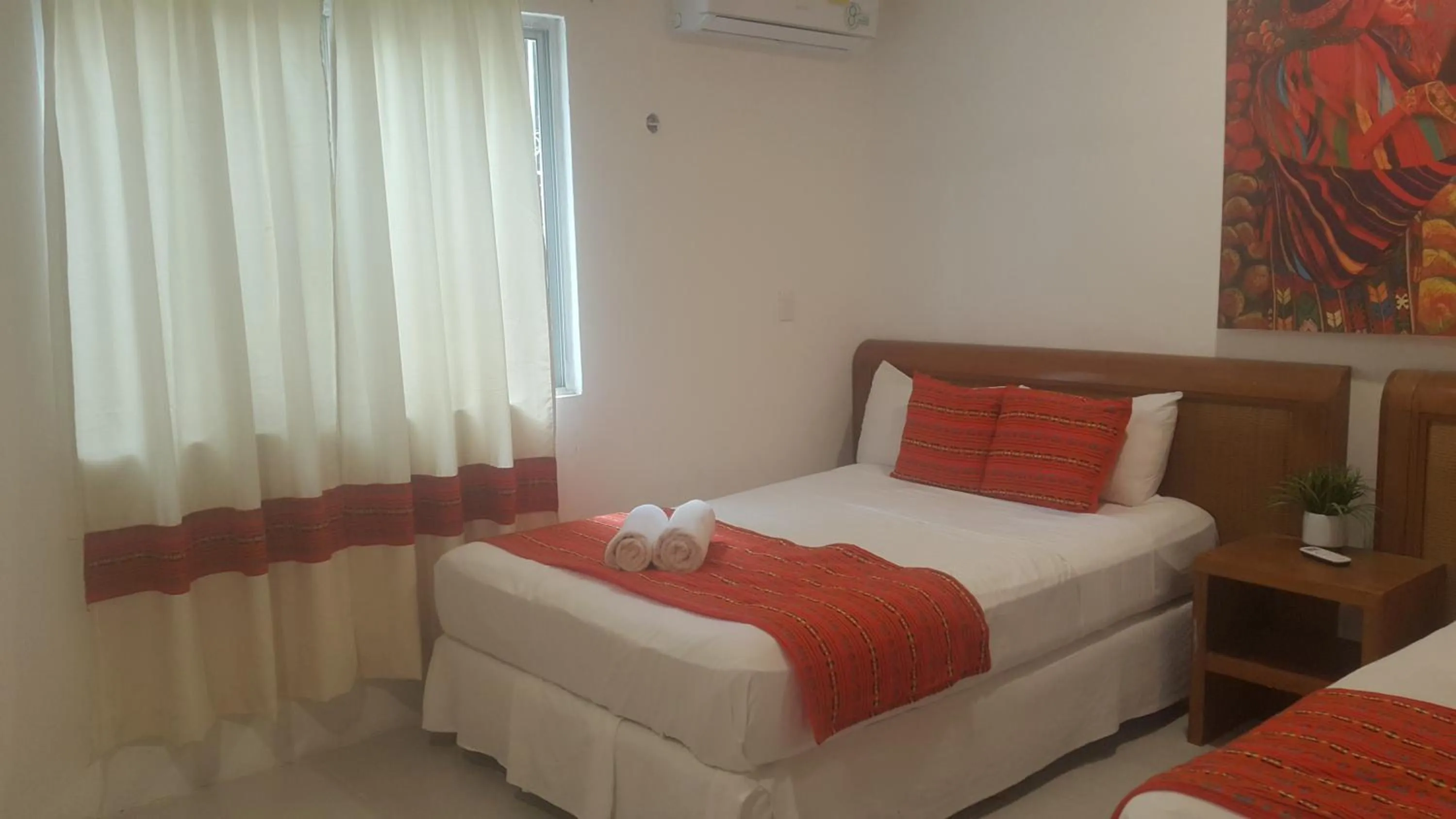 Photo of the whole room in Estancia Tulbayab 36