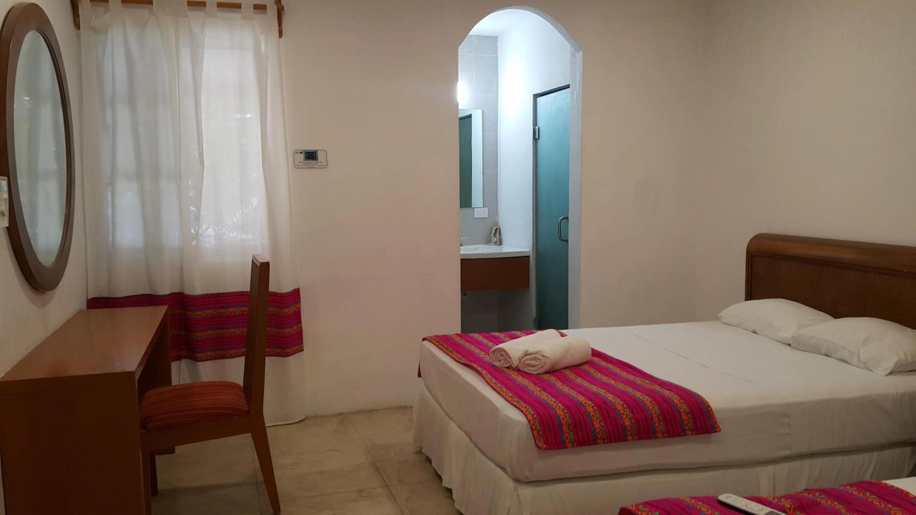 Photo of the whole room in Estancia Tulbayab 36