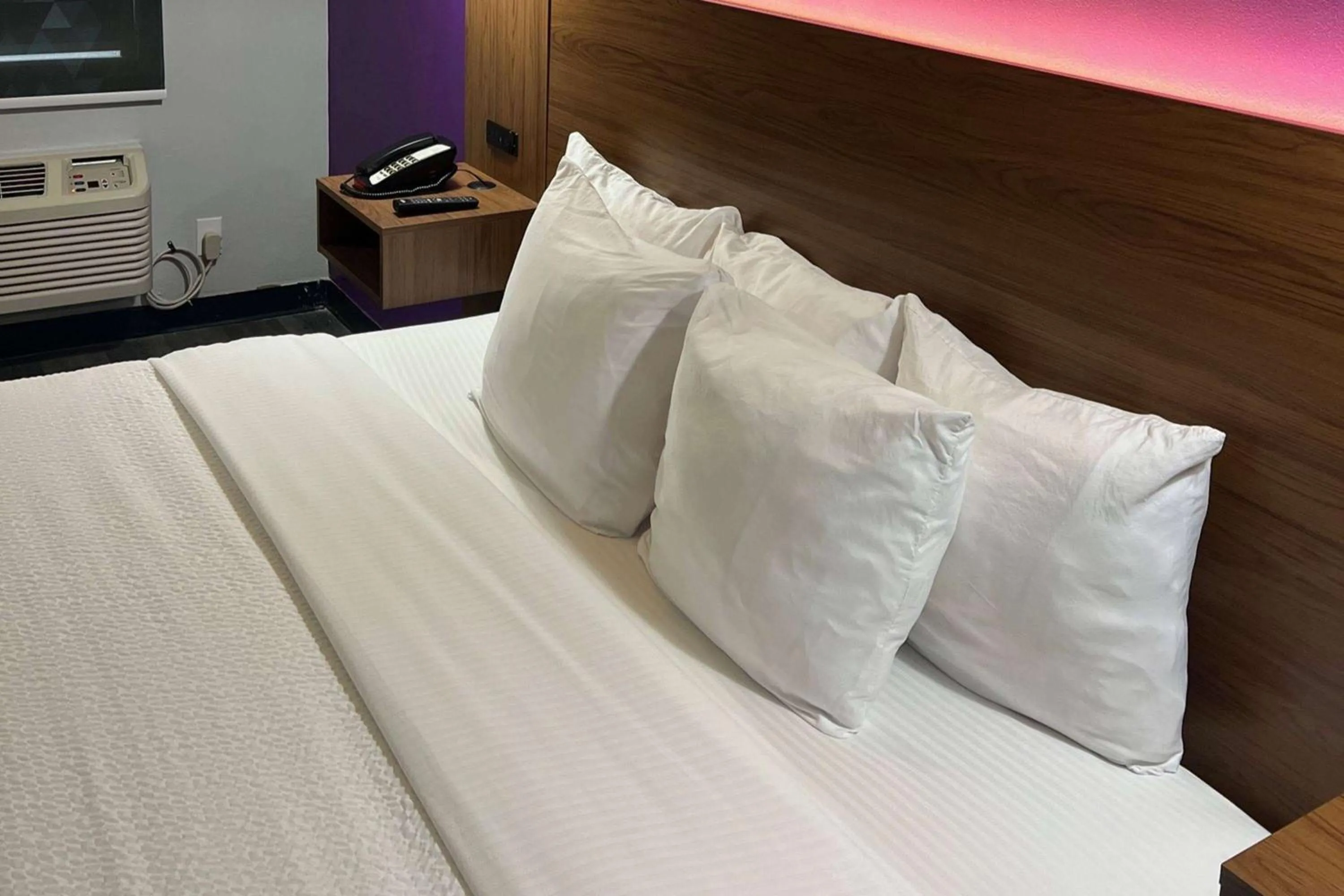 Photo of the whole room, Bed in La Quinta Inn by Wyndham Amarillo Mid-City