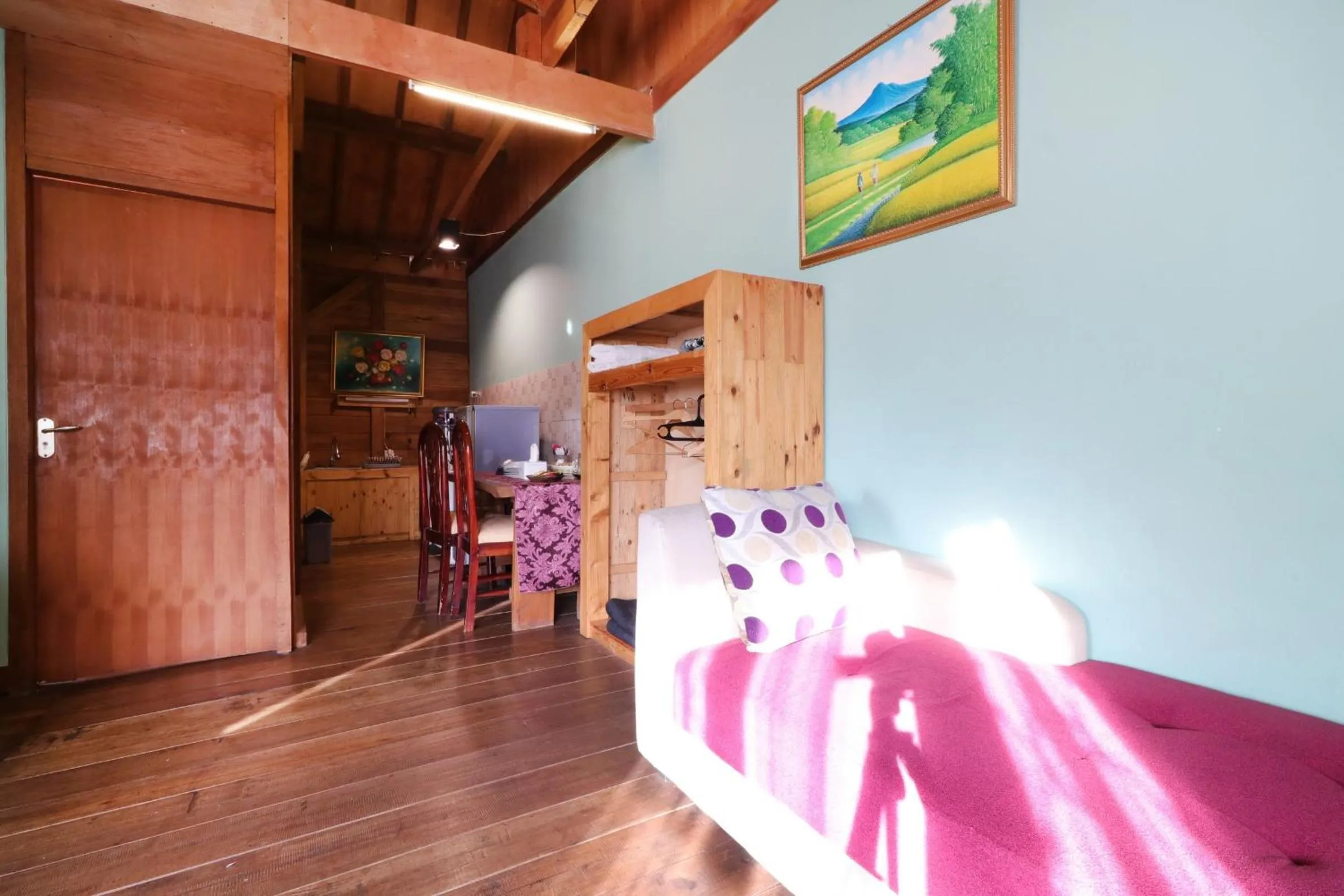 Lembur Incu Syariah Villa & Resto