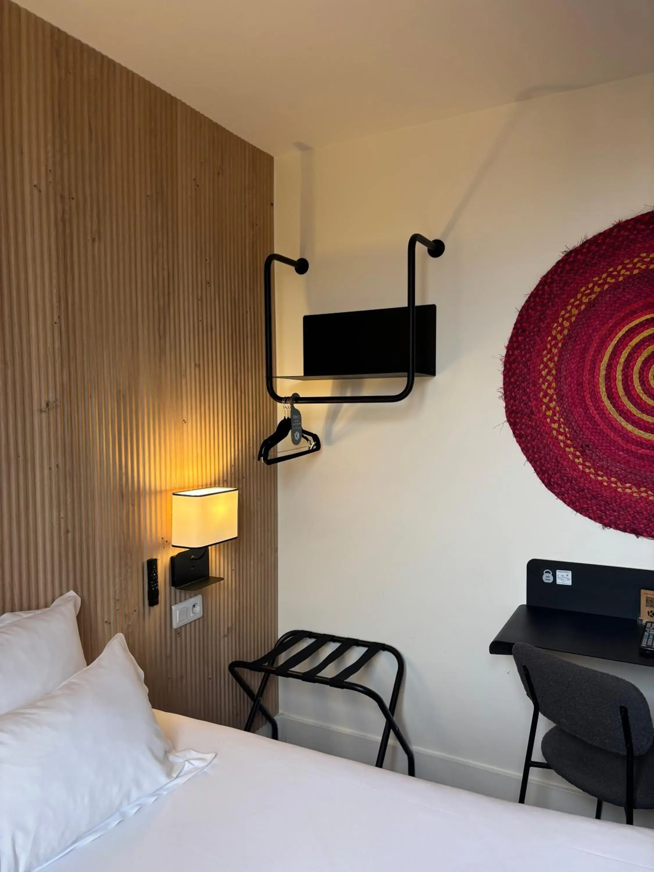 Bedroom, Bed in Korner République Bedroom, Bed in Korner République