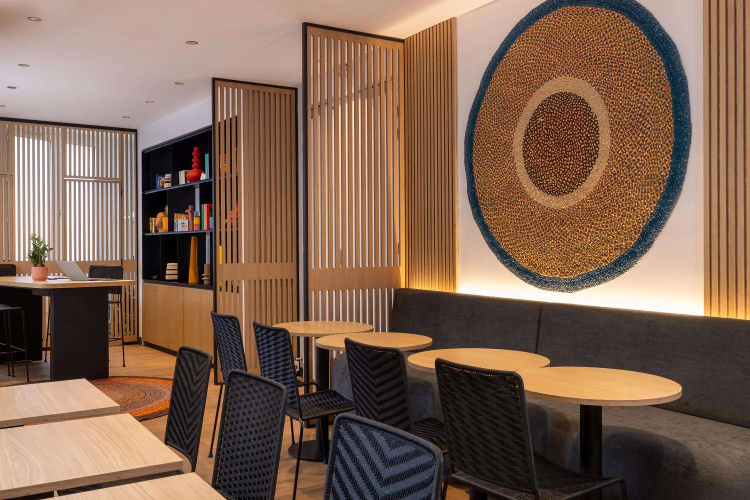 Seating area in Korner République