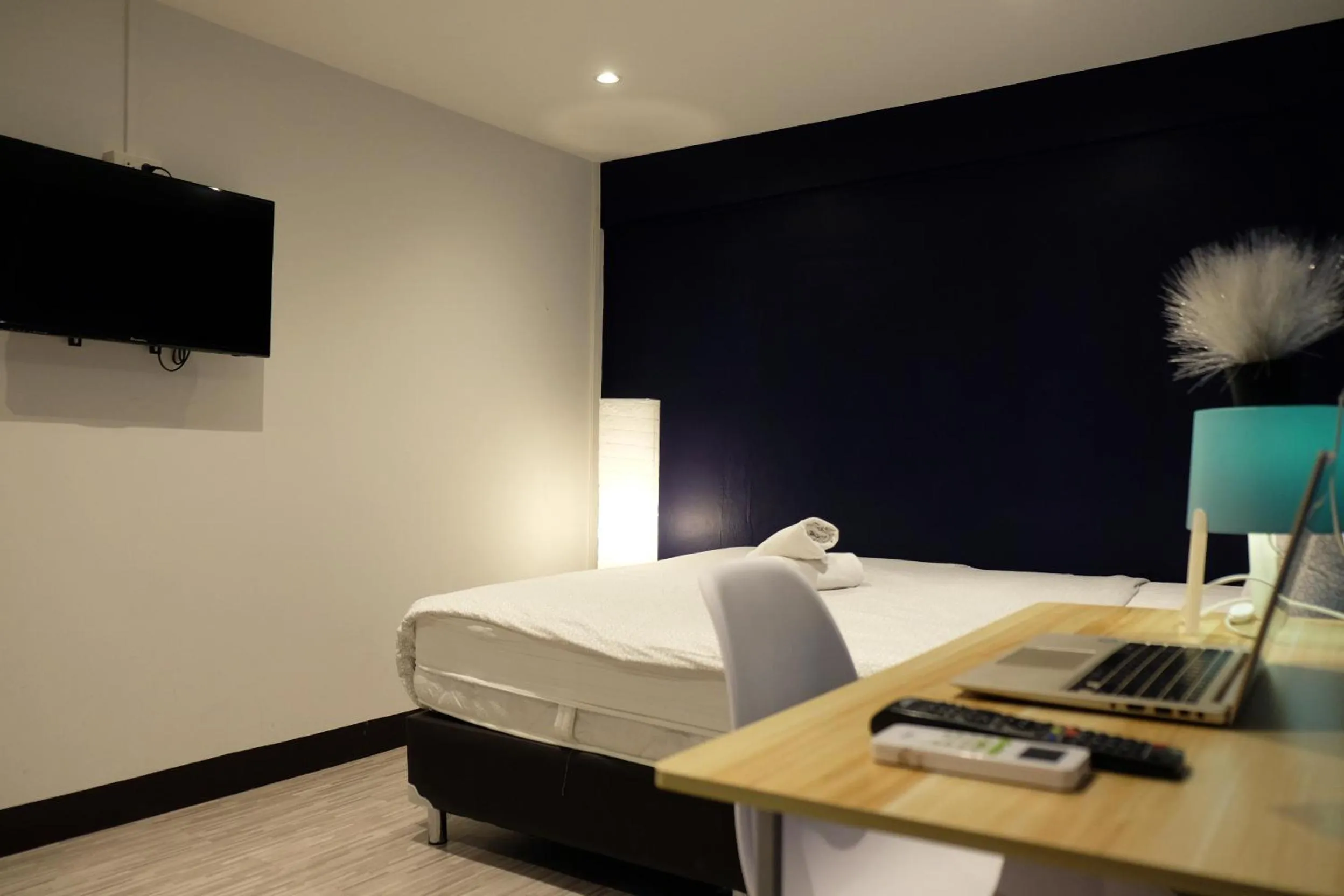 Bedroom, Bed in Sleep with Me Bangkok - BTS Phra Khanong