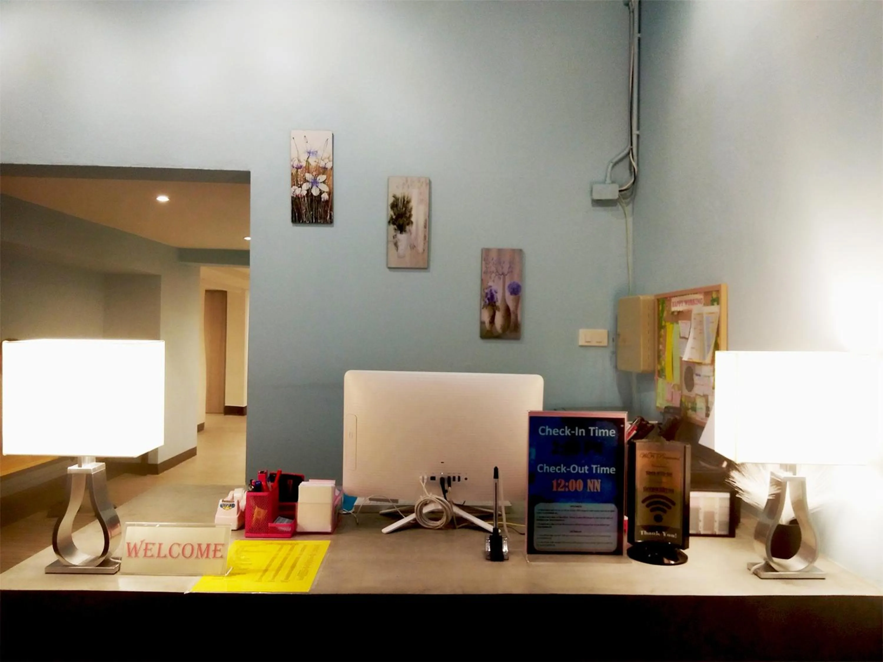 Lobby or reception in Sleep with Me Bangkok - BTS Phra Khanong