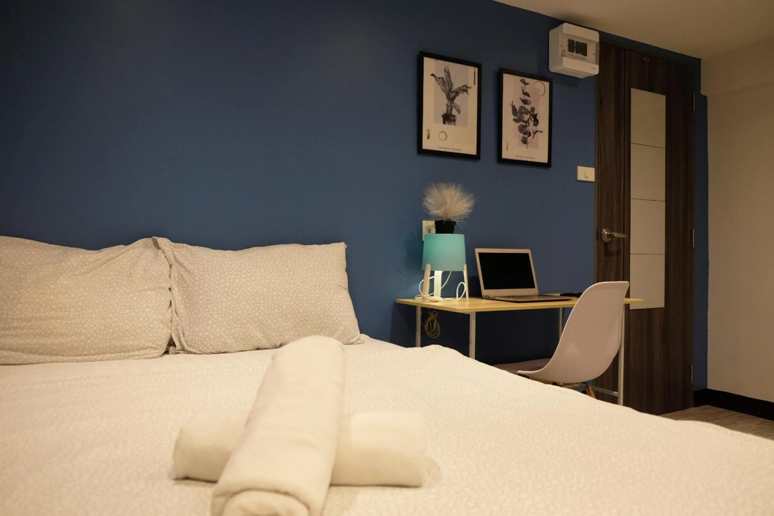 Bedroom, Bed in Sleep with Me Bangkok - BTS Phra Khanong