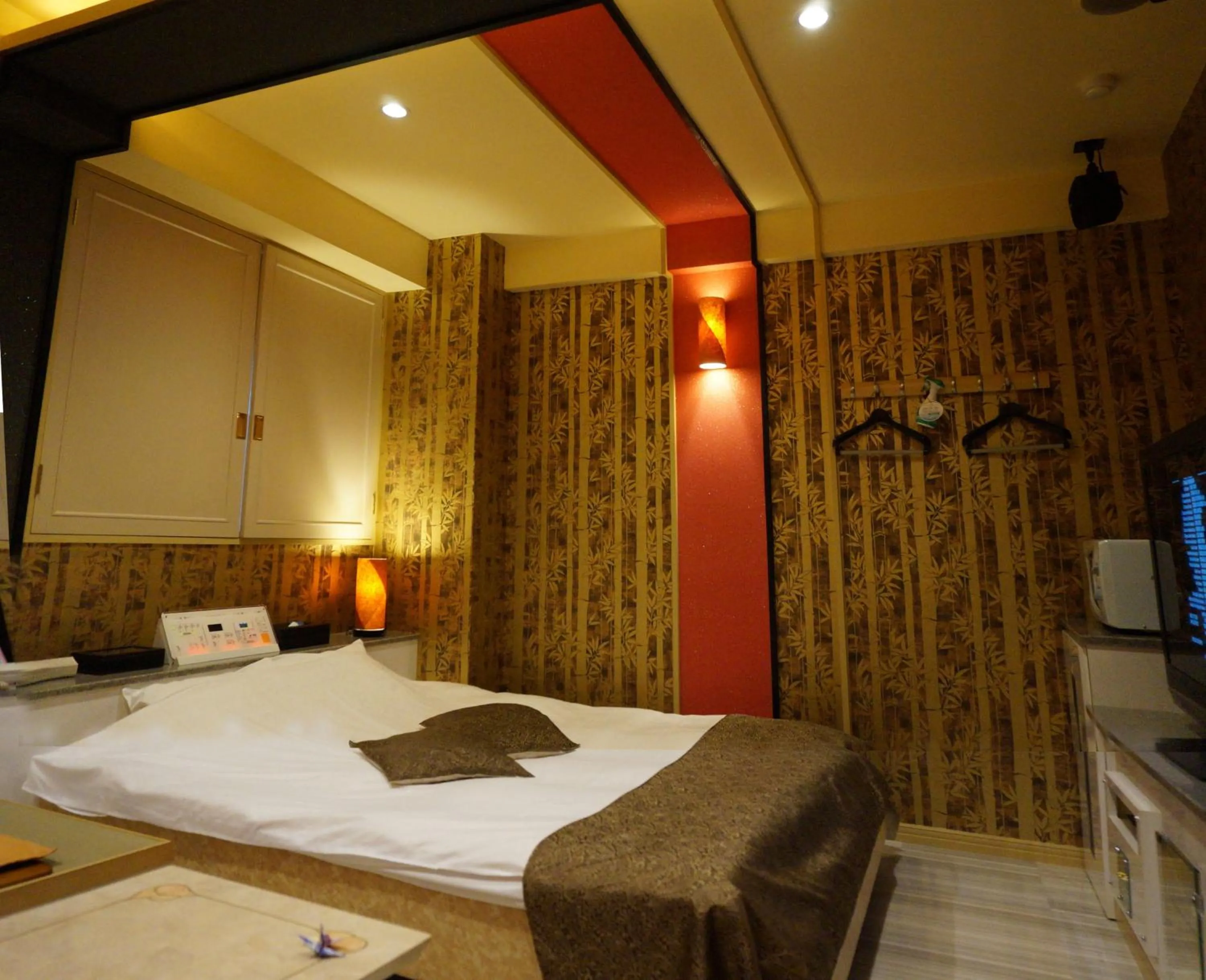 Bed in Shonan Sirene (Adult Only)