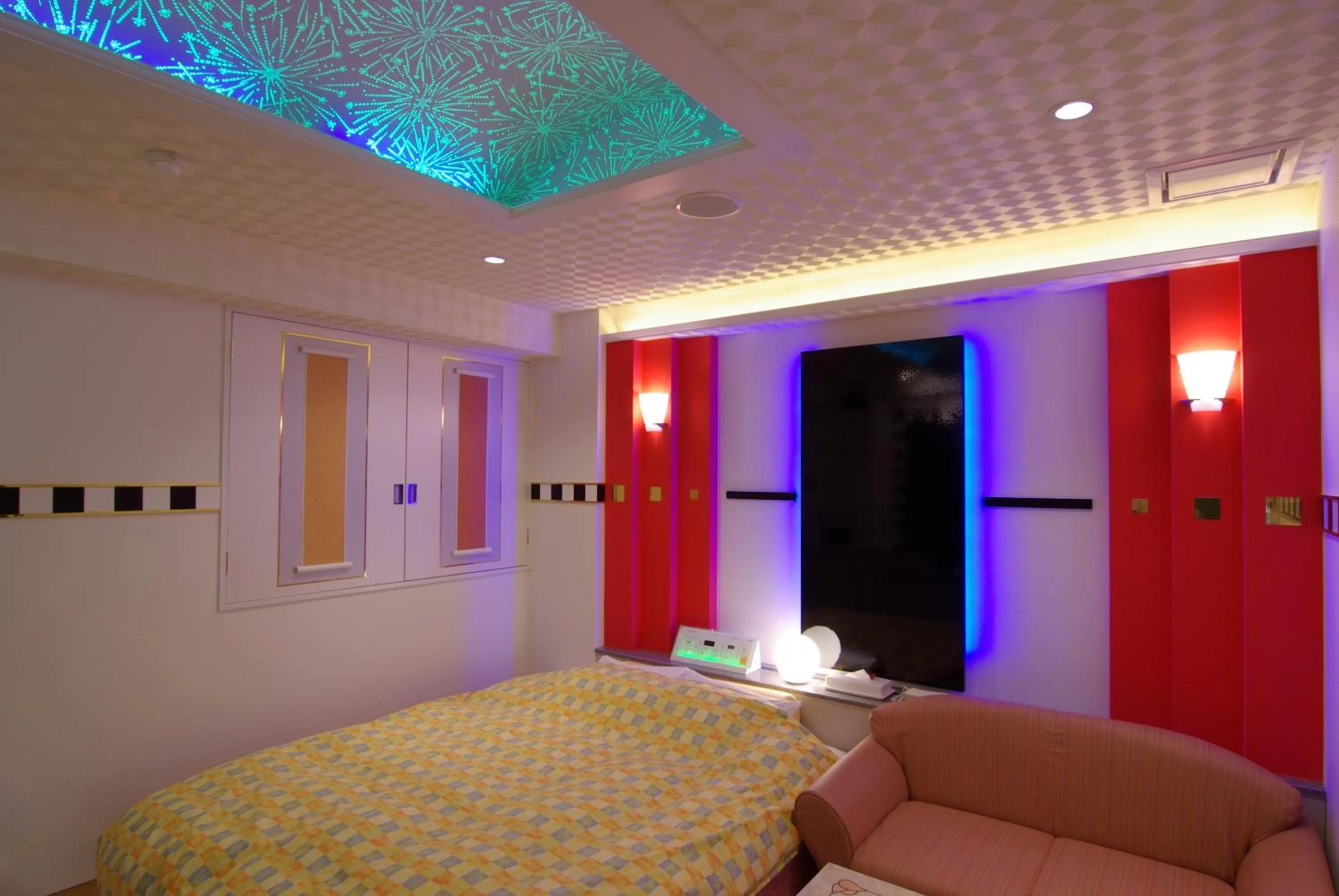 Photo of the whole room, Bed in Shonan Sirene (Adult Only)